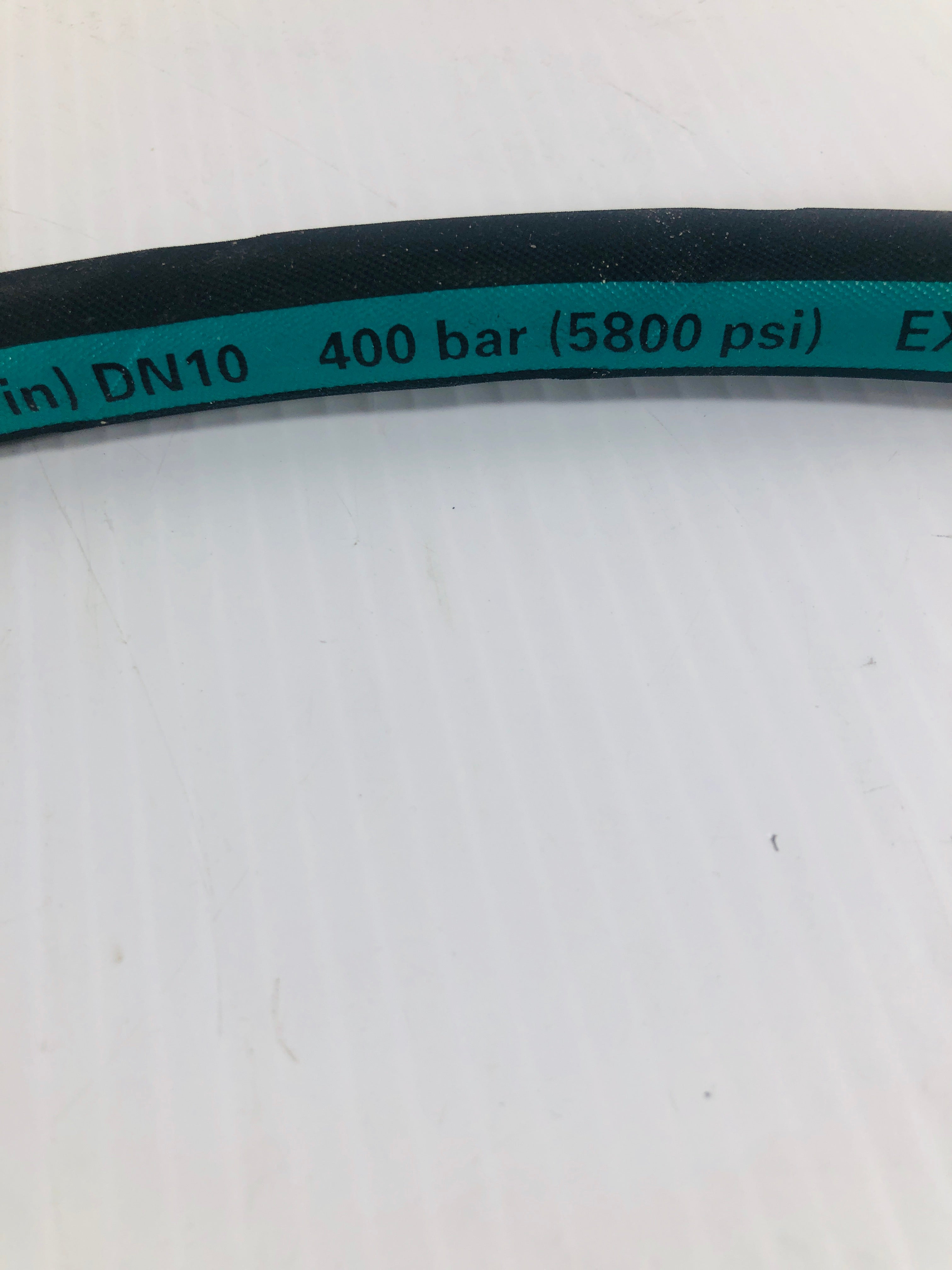 Eaton Weatherhead Weathershield 2B Hose H28006 9.5mm x ~38.5" L