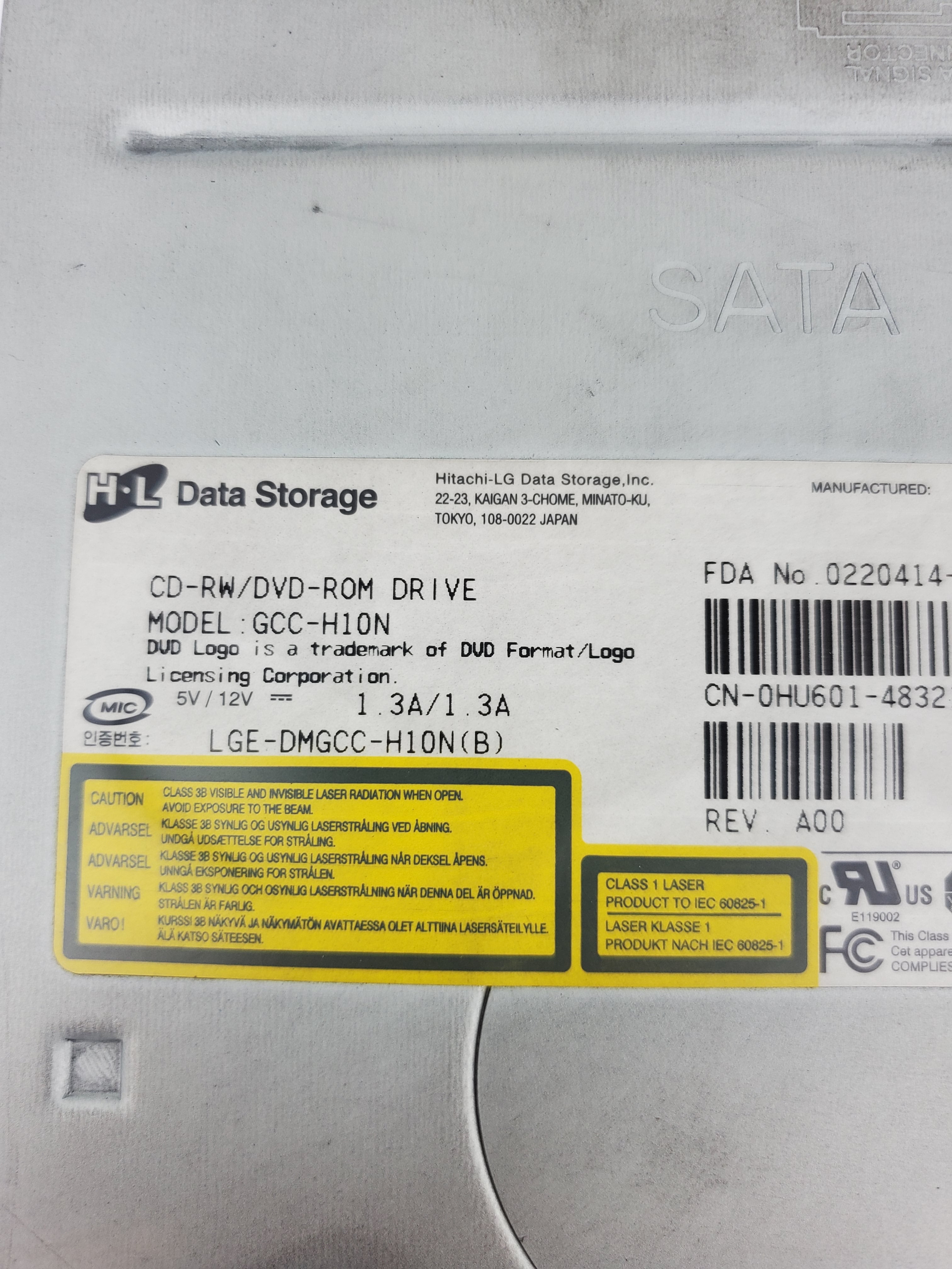 H-L Data Storage GCC-H10N CD-RN/DVD-ROM Drive