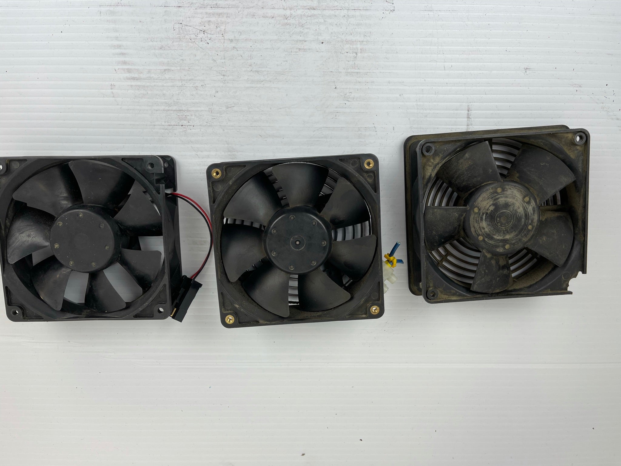 Lot of 3 Cooling Fans NMB 4715KL-05T-B40 NMB-MAT 4715KL-05-B20