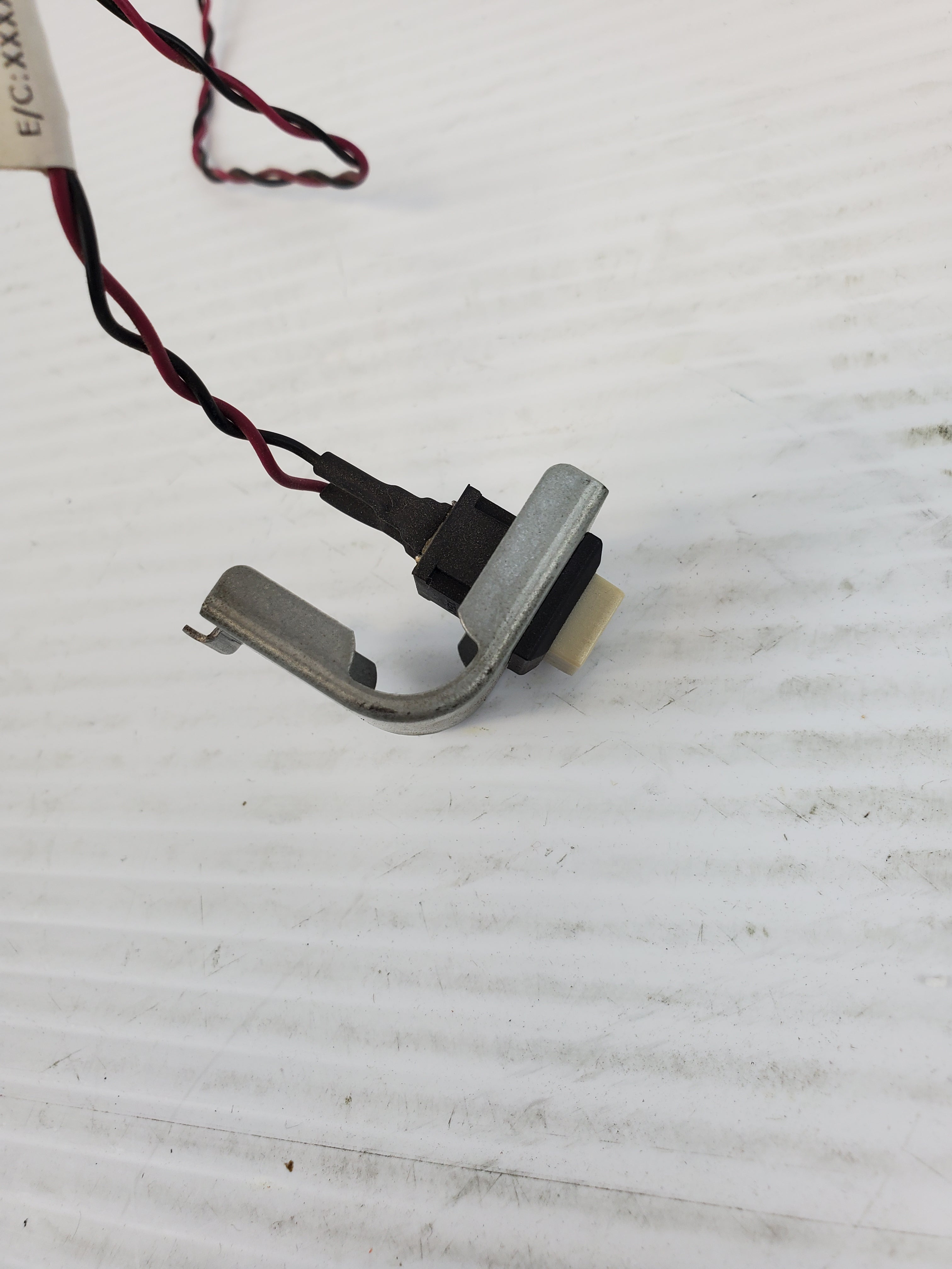 Lenovo 39K5022 Intrusion Switch and Cable