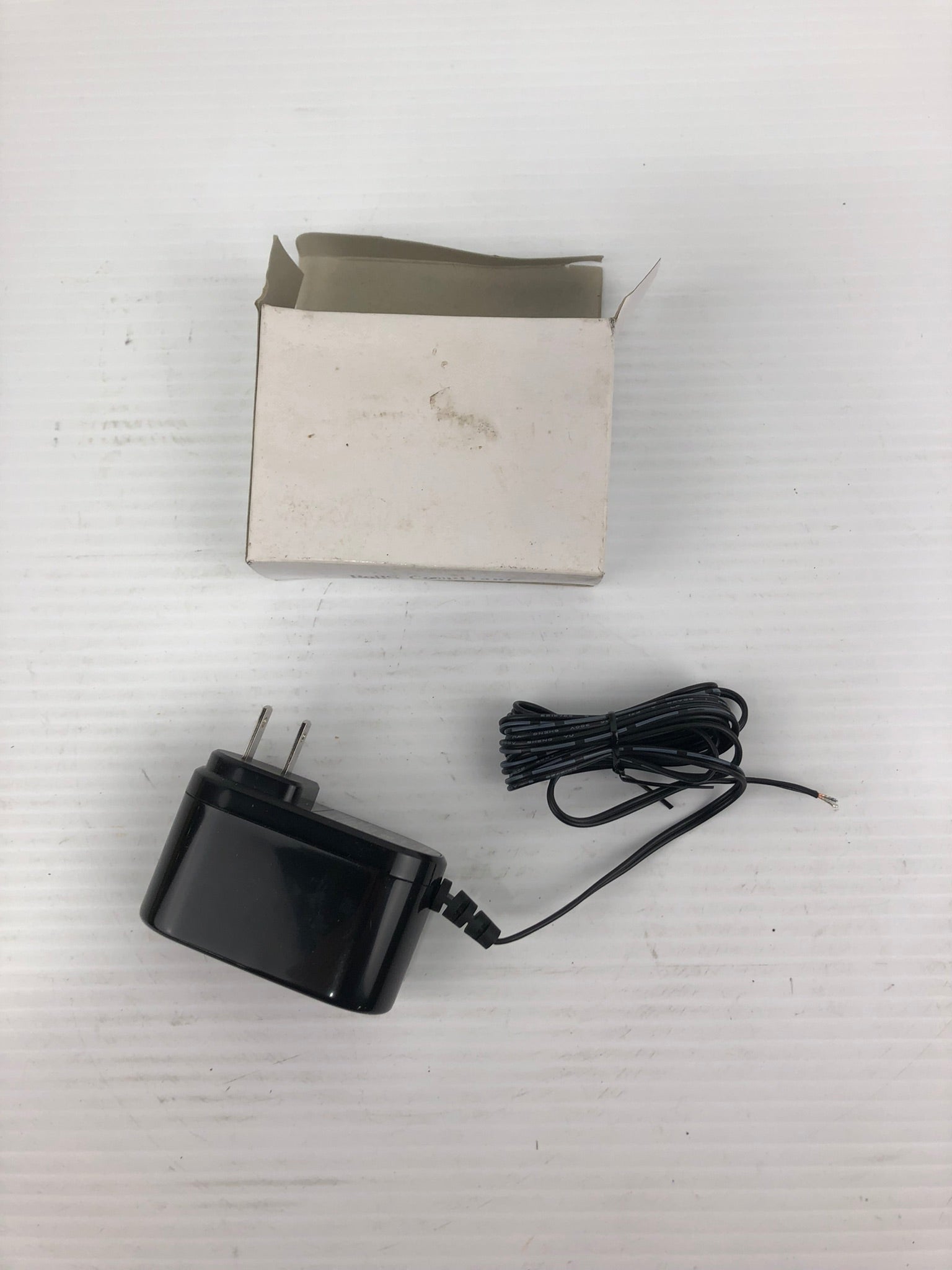 V-Infinity 3A-242WU24 Switch Mode Power Supply EPSA240100U-P5P-SZ