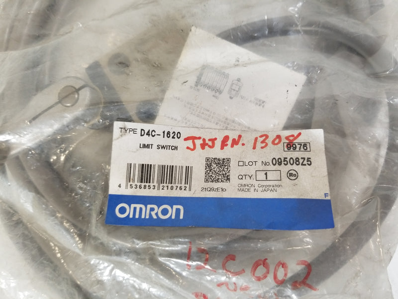 Omron D4C-1620 Limit Switch Roller Lever Arm
