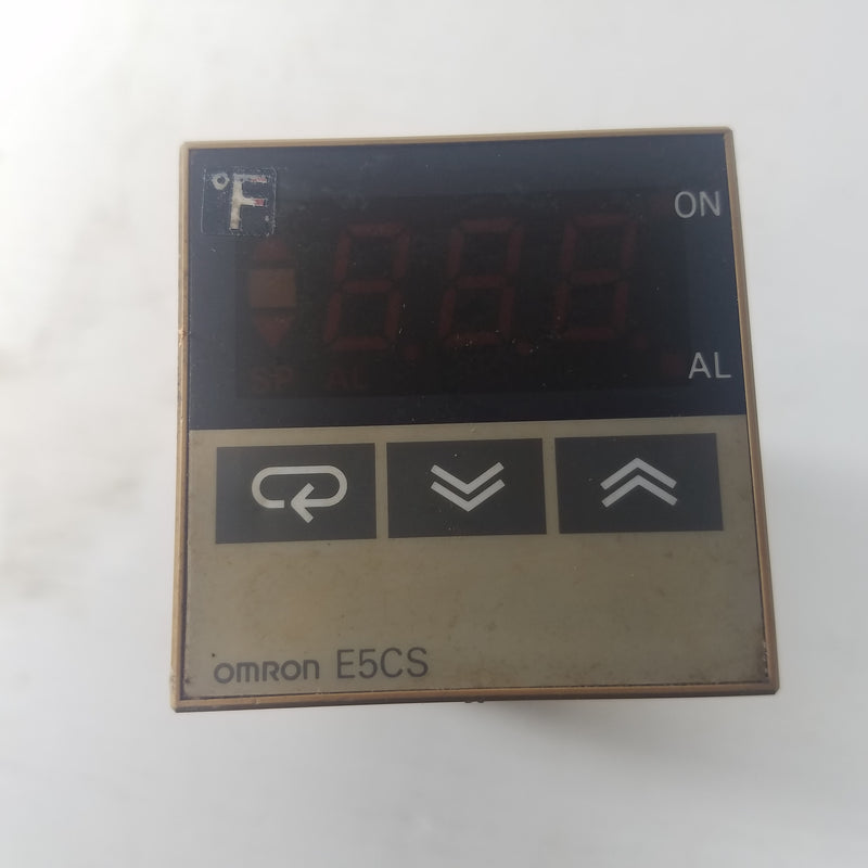Omron E5CS-R1KJX Temperature Controller
