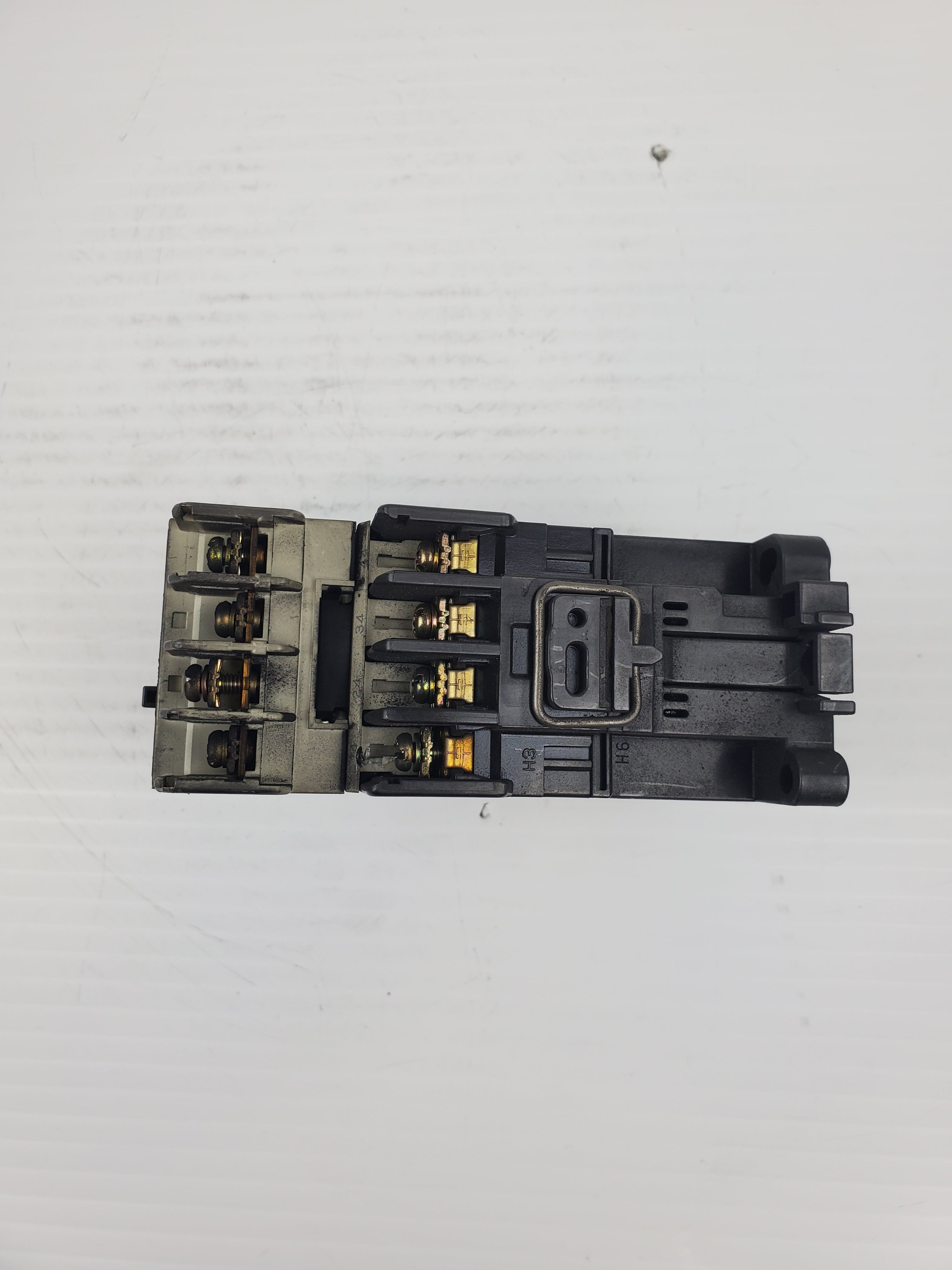 Fuji 4SH440 Type SH-4 Contactor Relay A600 Q300 With SZ-A22 Connecter