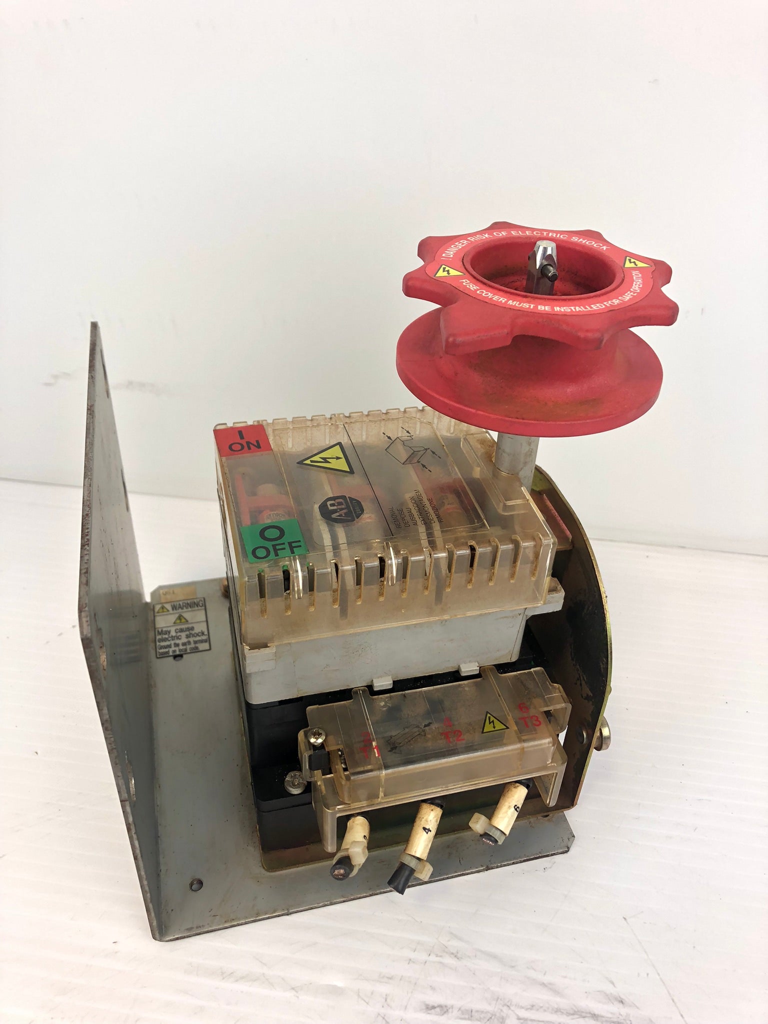 Allen-Bradley 194RF-NC030* Ser A Fused Disconnect Switch Mounted