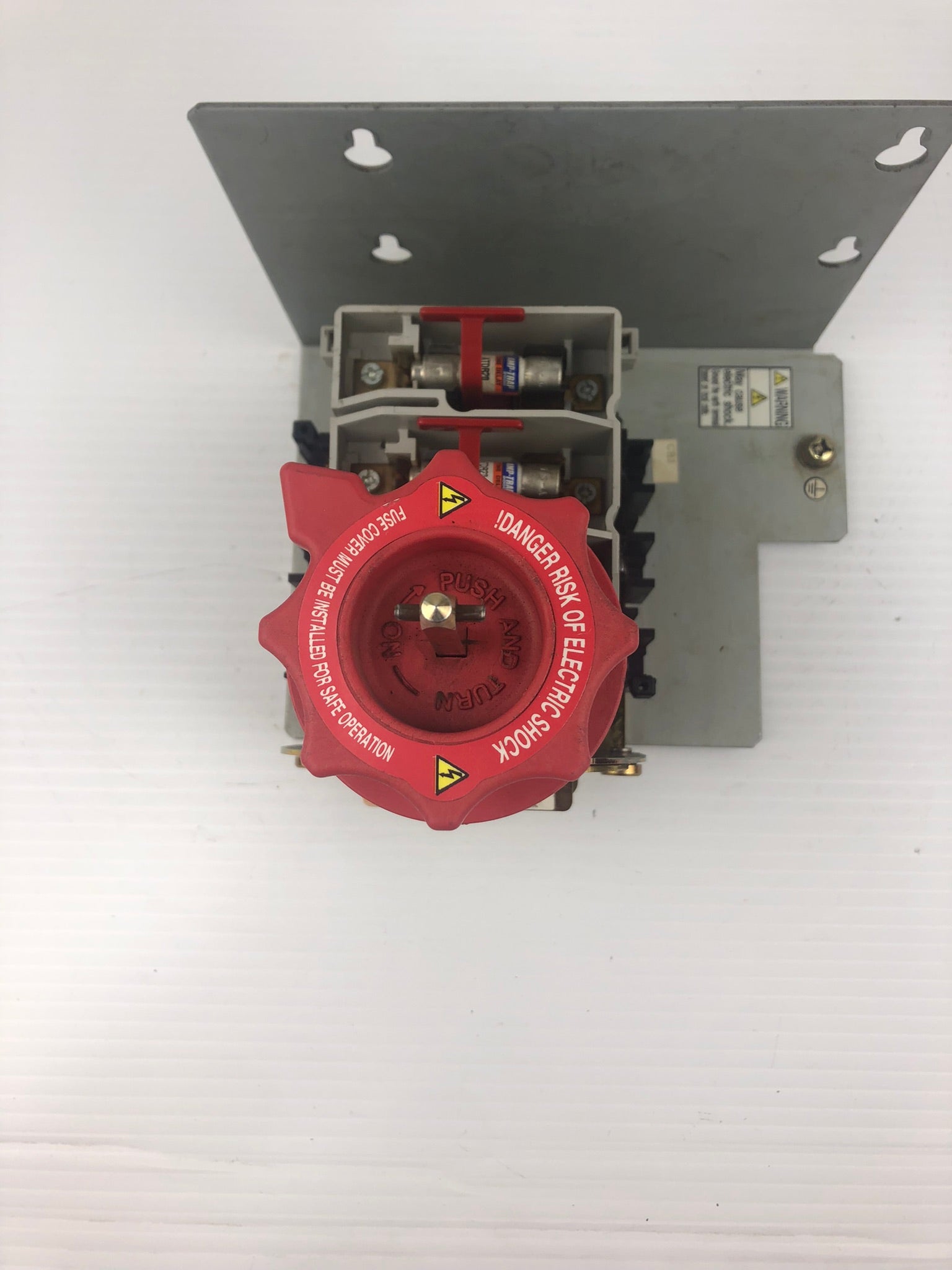 Allen-Bradley 194RF-NC030* Ser A Fused Disconnect Switch Mounted Broken Handle
