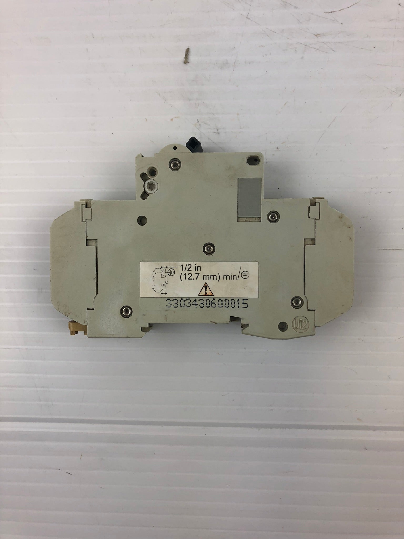 Merlin Gerin C1A Circuit Breaker 1P 240V~60V Multi 9 C60 60101 w/Locking Clasp
