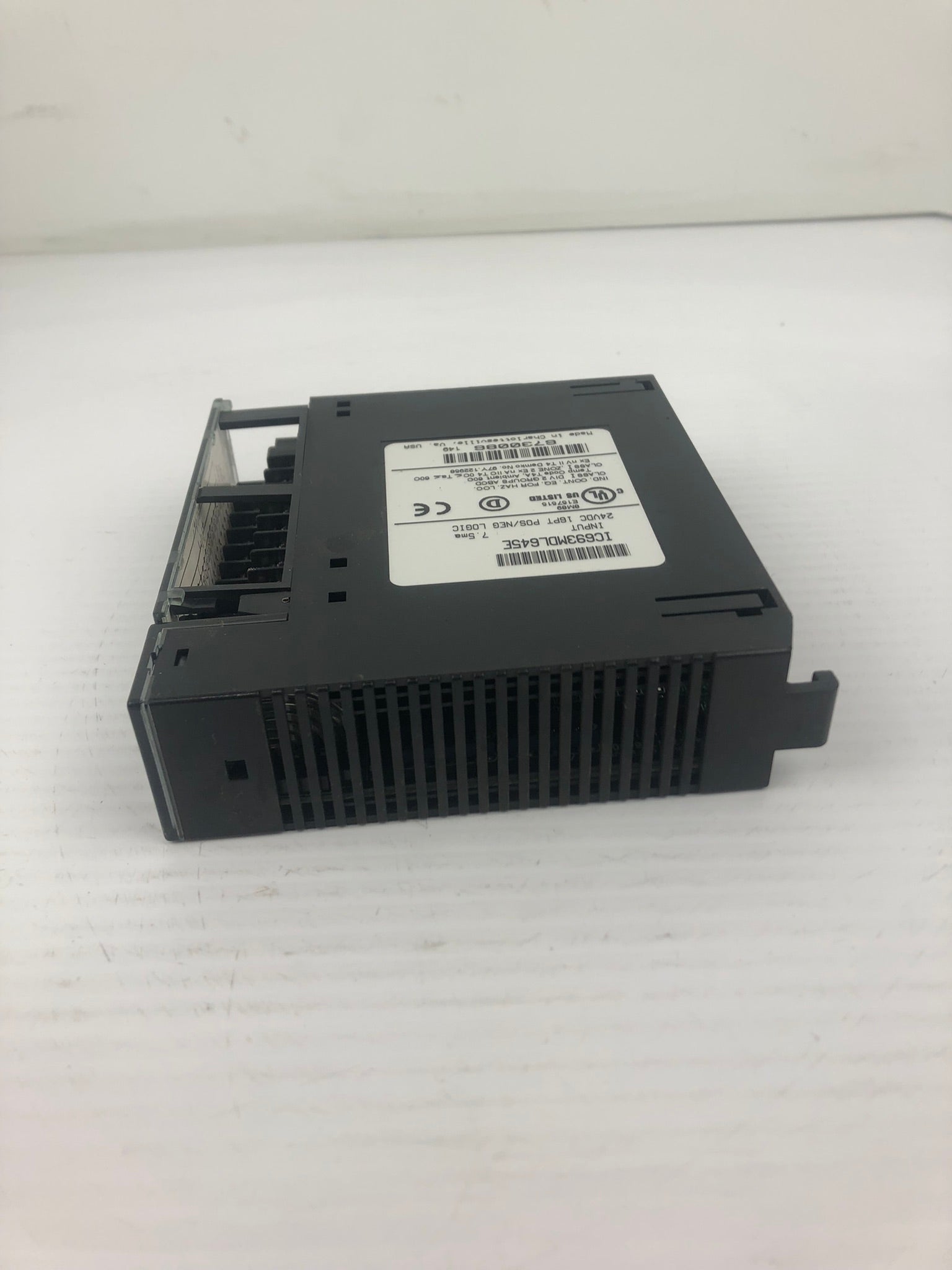 GE Fanuc IC693MDL645E Input PLC Module 24VDC 16PT P0S/NEG Logic with Door