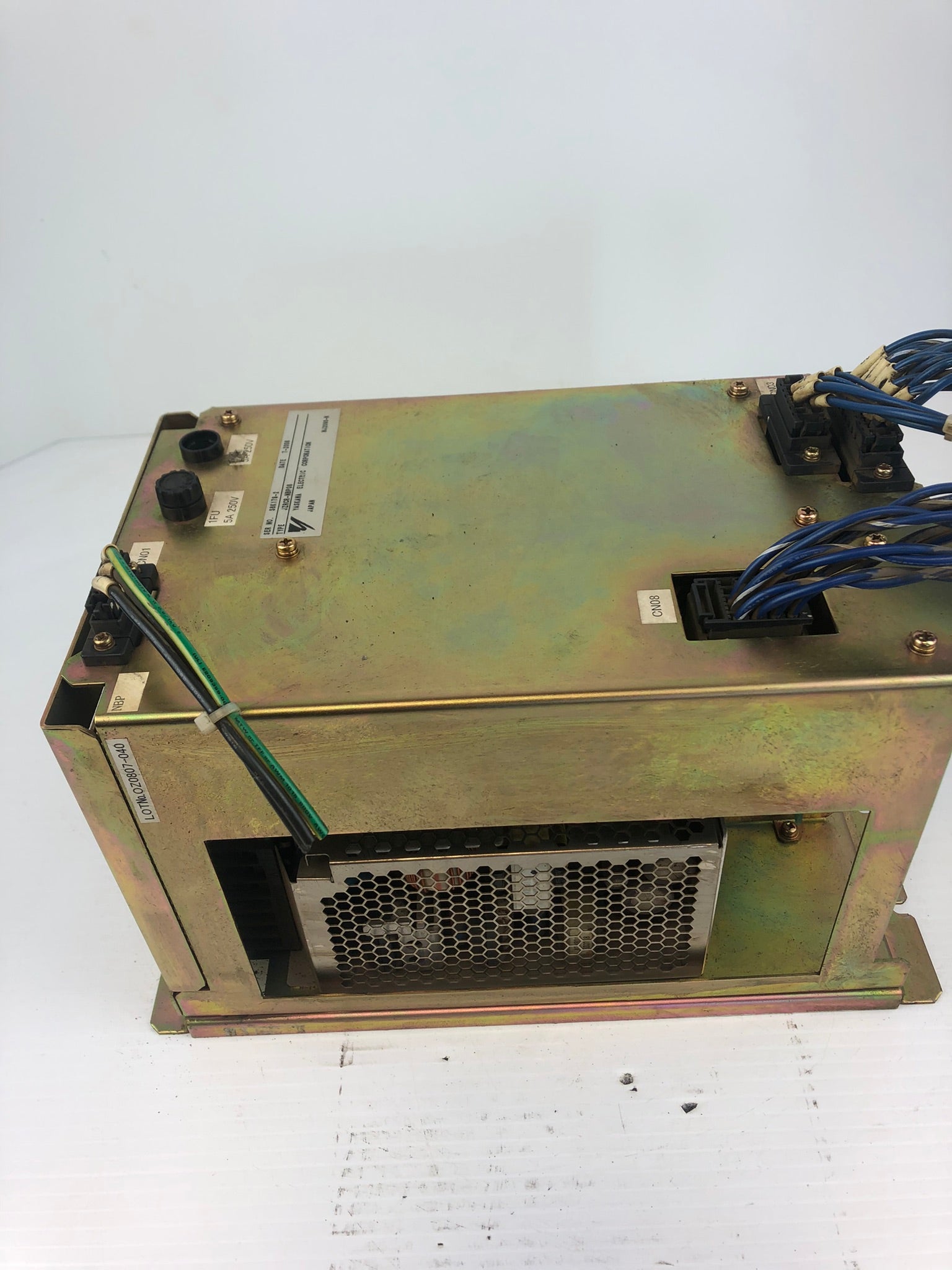 Yaskawa Electric JZRCR-NBP08 Drive 250V (Missing Top Knob)