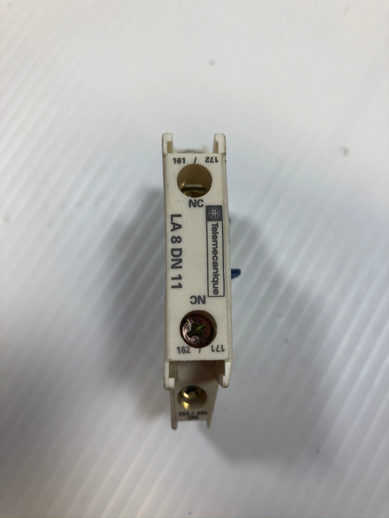 Telemecanique LA8DN11 Lateral Contact Block