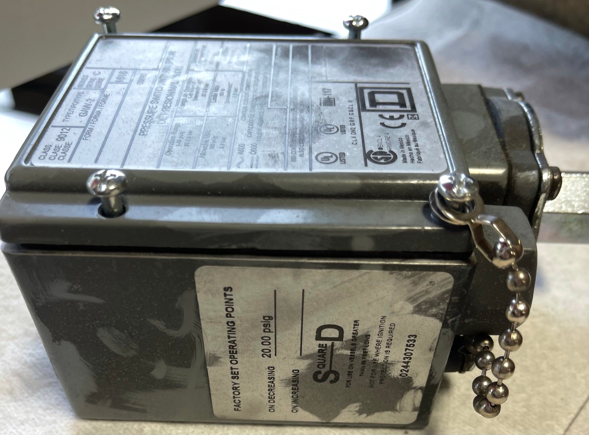 Square D Pressure Switch Type GAW-2 Class 9012 Form 1616 Series C