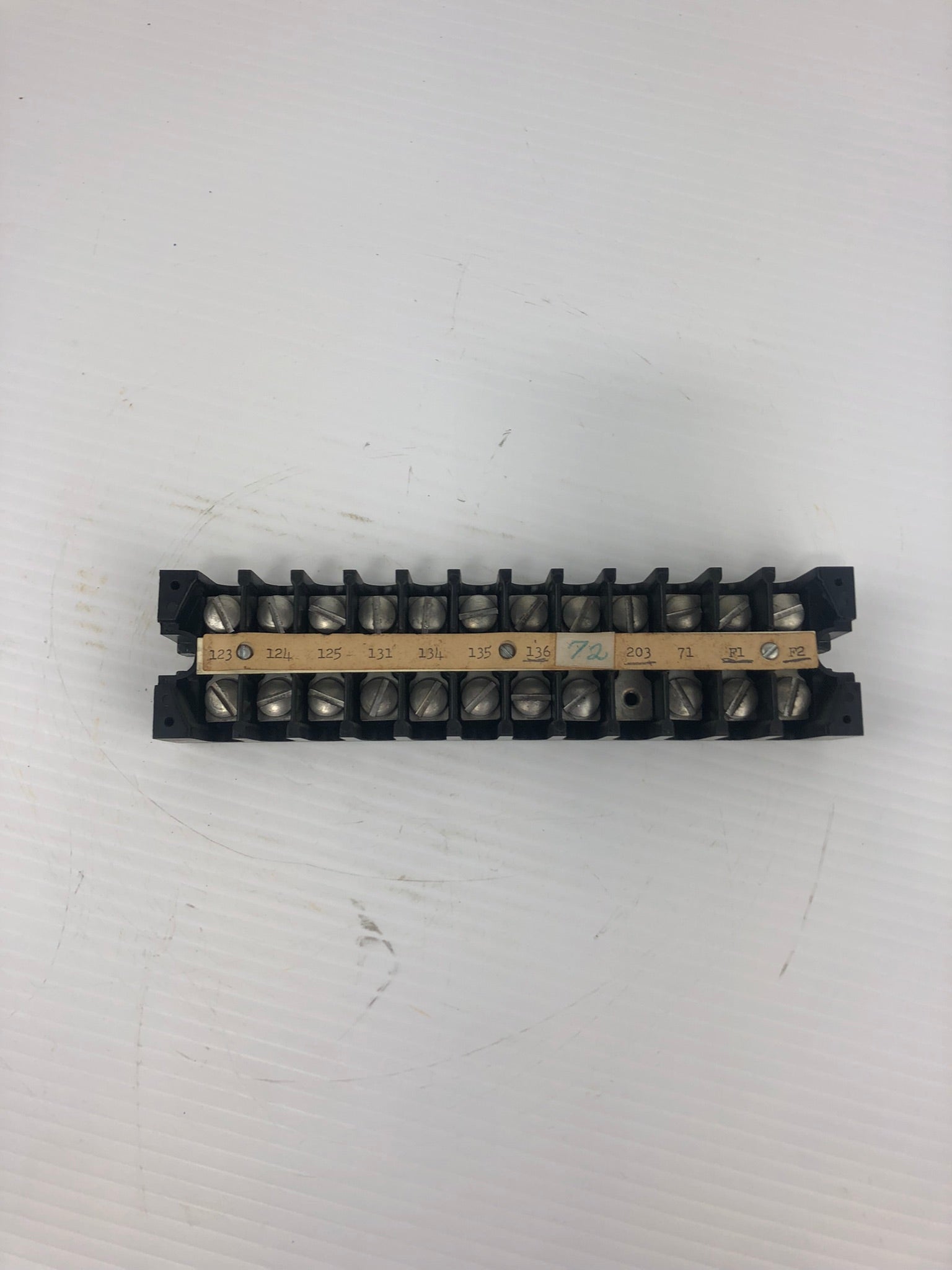 Cutler-Hammer 10987H Contact Terminal Block - 12 Slot