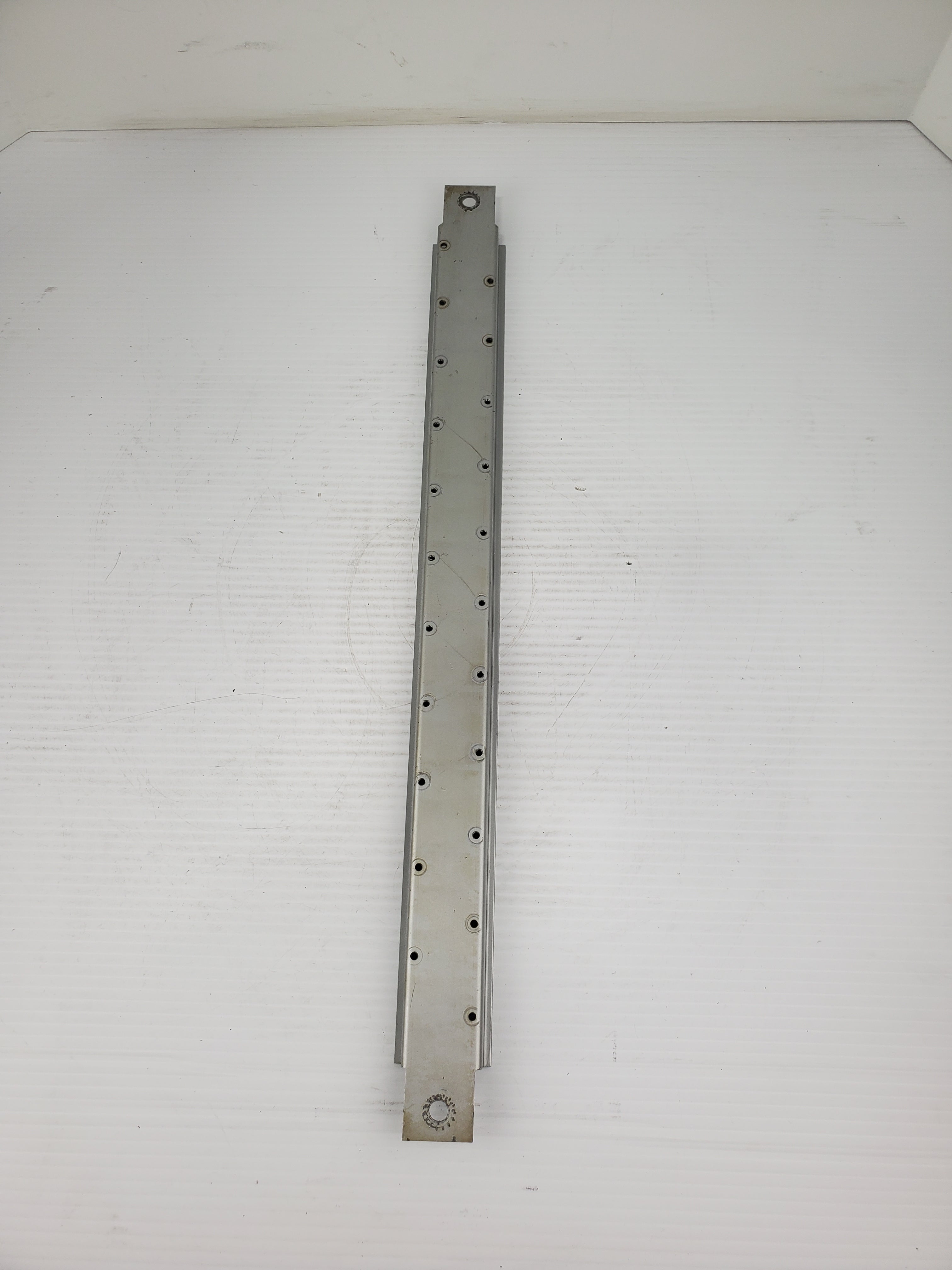 Siemens 8LX1-501 X-System Mounting Rail