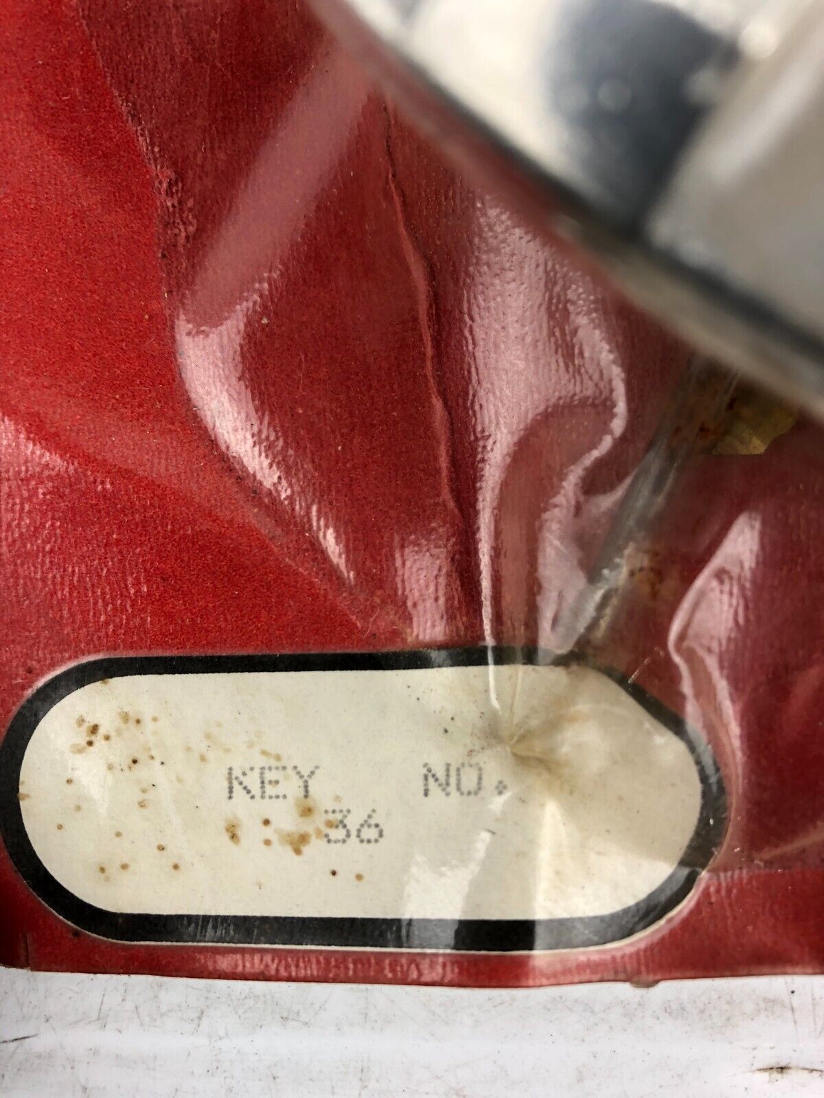 Velvac 600171-6 Locking Gas Cap Key # 36