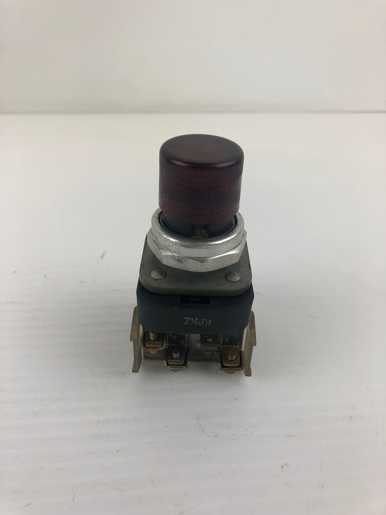 Allen-Bradley 800T-QT24 Pilot Indicator Light Series T Red 24VAC/DC