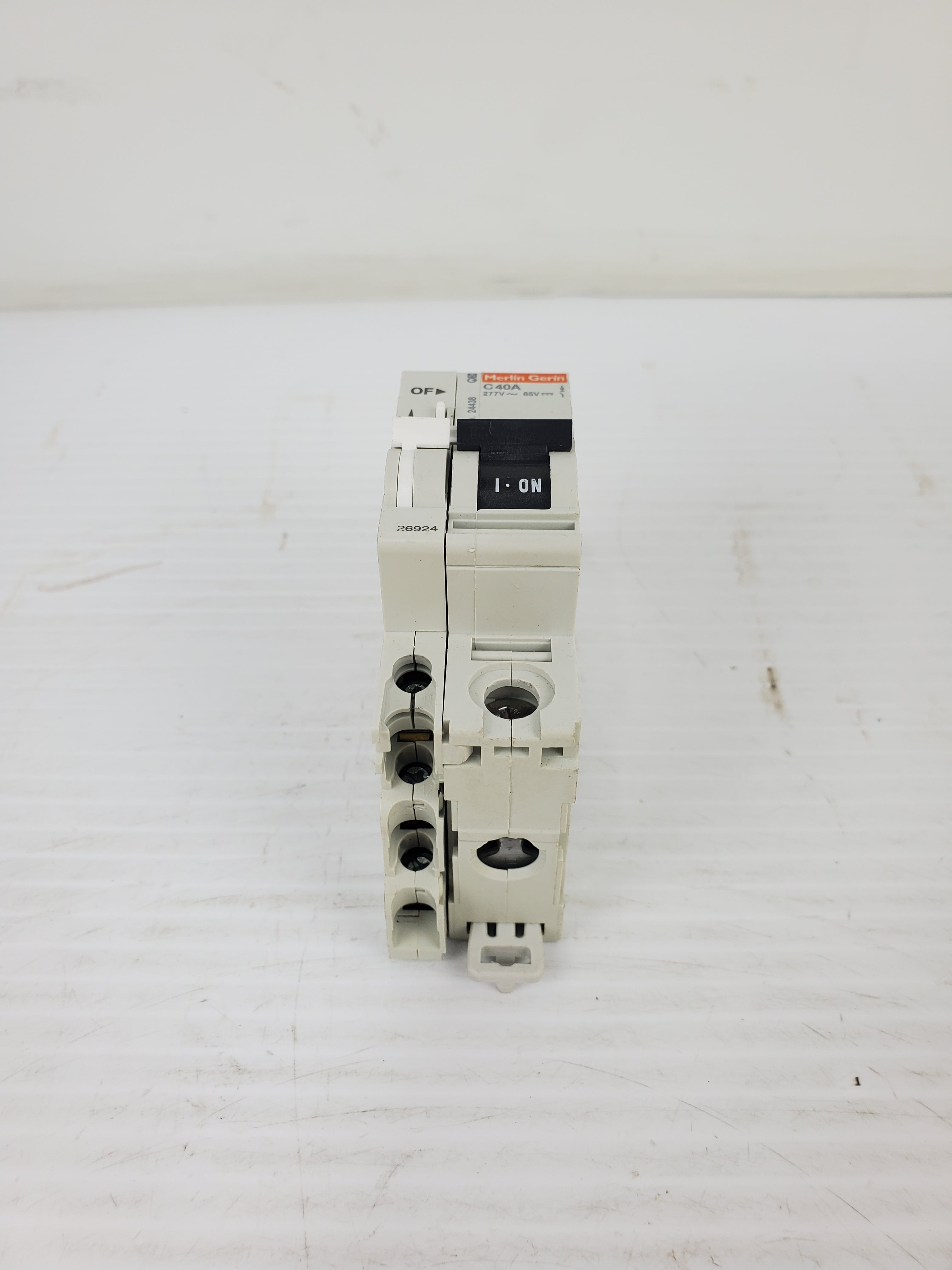 Merlin Gerin C40A Circuit Breaker 24438 277V-65V