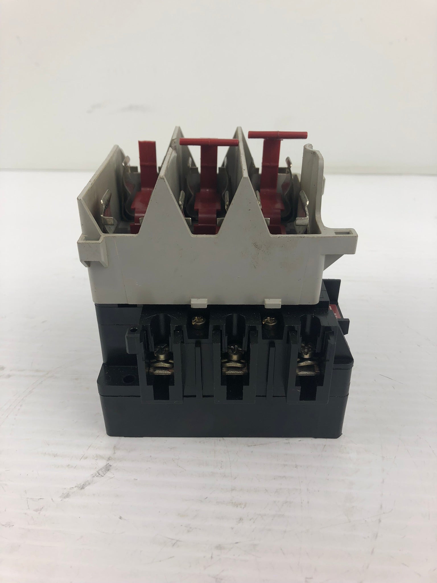 Allen-Bradley 194R-NJ030P3 Series B 3 Pole Disconnect Switch - Broken Red Piece