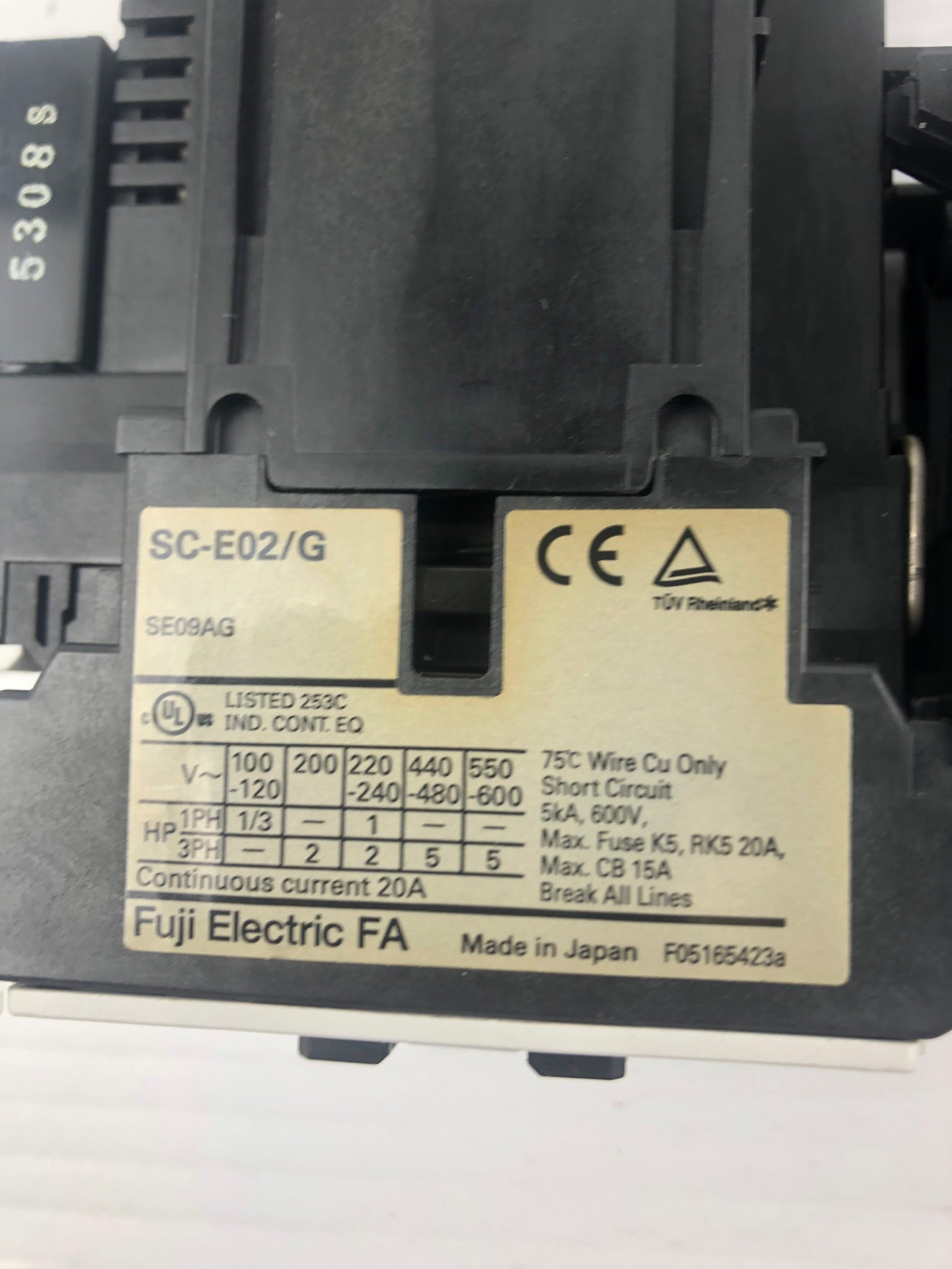Fuji SC-E02/G Contactor 3 Pole with TK-E02 Overload Relay and SZ-Z1 Coil Surge
