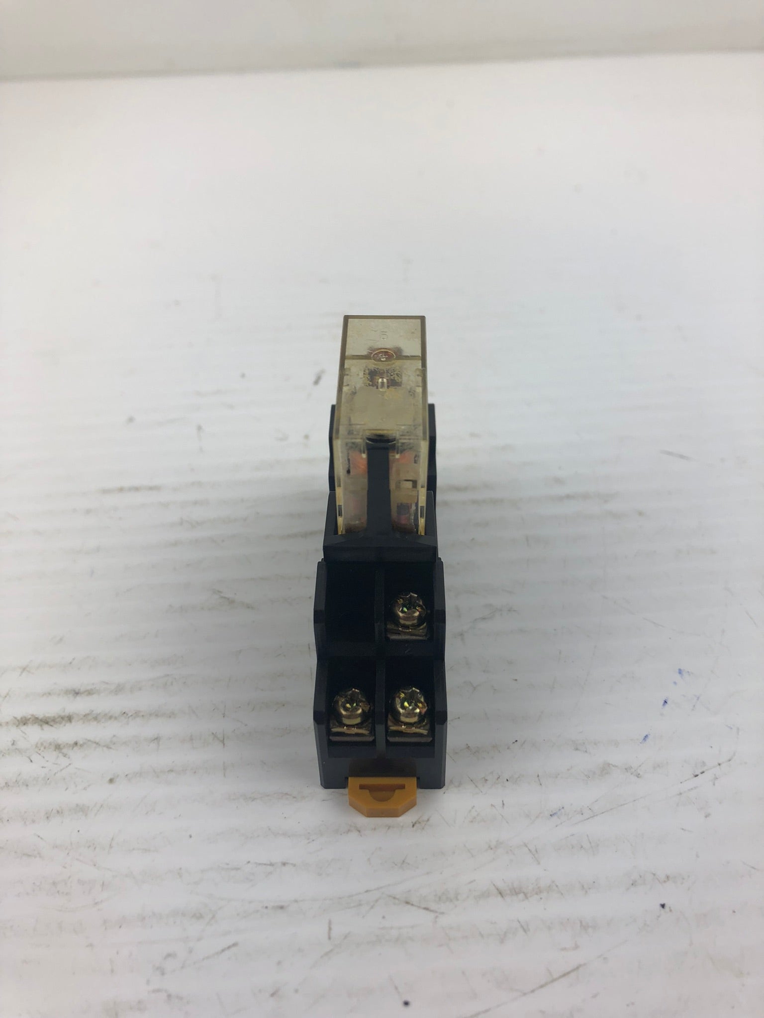 Omron G2R-1-SND Relay with 22X8YC Socket/Base
