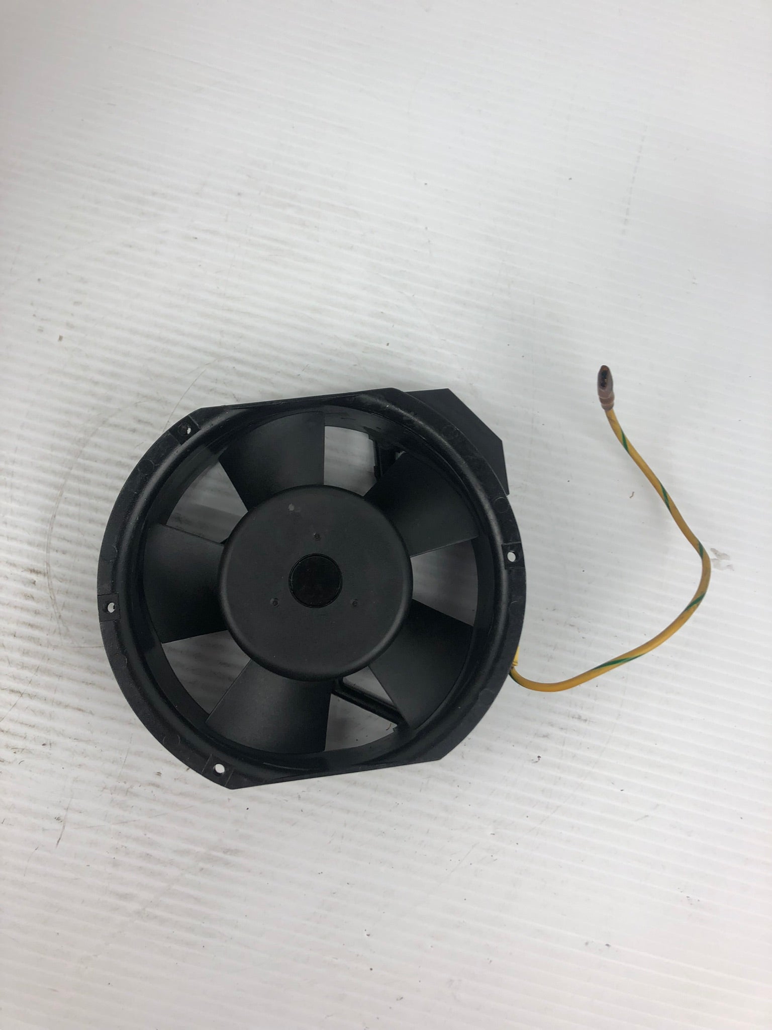 Dayton 4WT43A AC Axial Fan 239 CFM 230V 60Hz