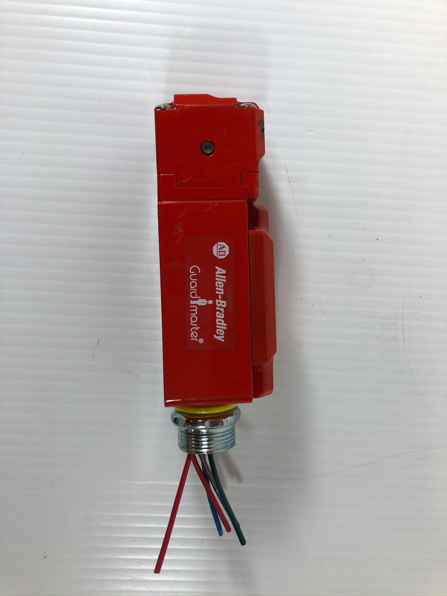 Allen-Bradley 440K-MT55029 Series B MT-GD2 Guardmaster Safety Interlock Switch
