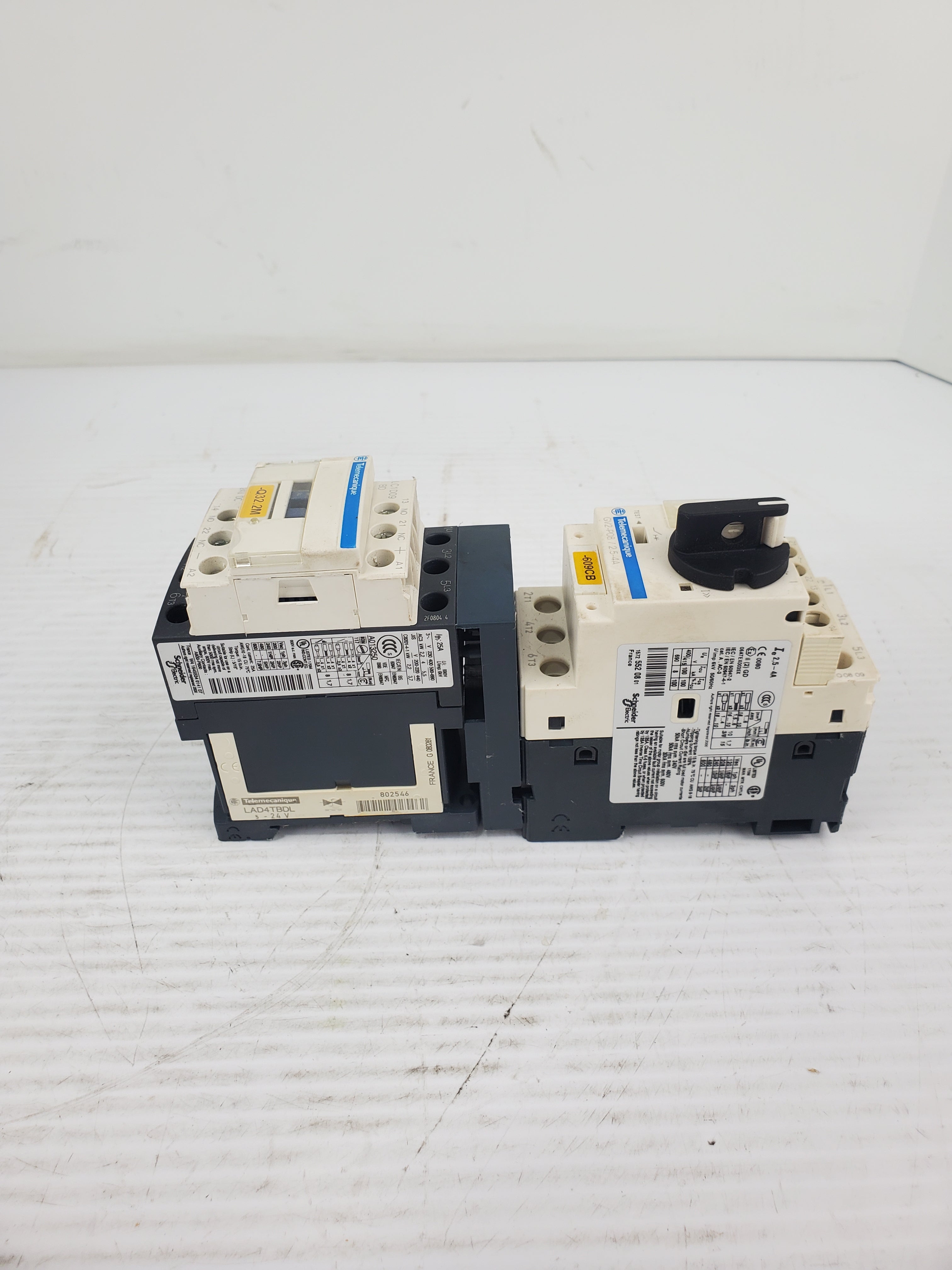 Telemecanique GV2-P08/2.5-4A Motor Circuit Breaker with LC1D09 Contactor