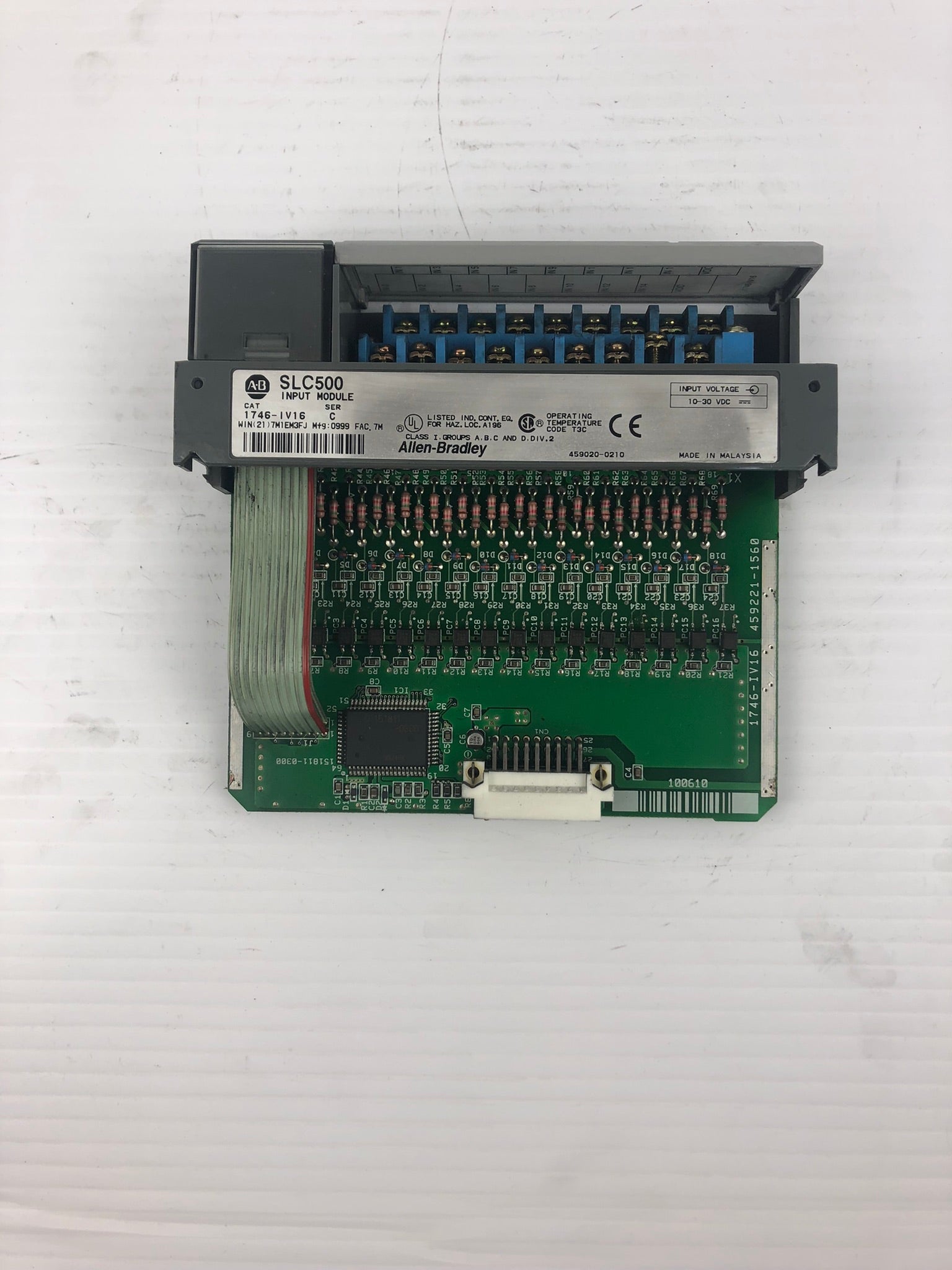 Zone Module Slc Allen-Bradley 1746-IV16 Series C Input Module SLC 500 with Cover