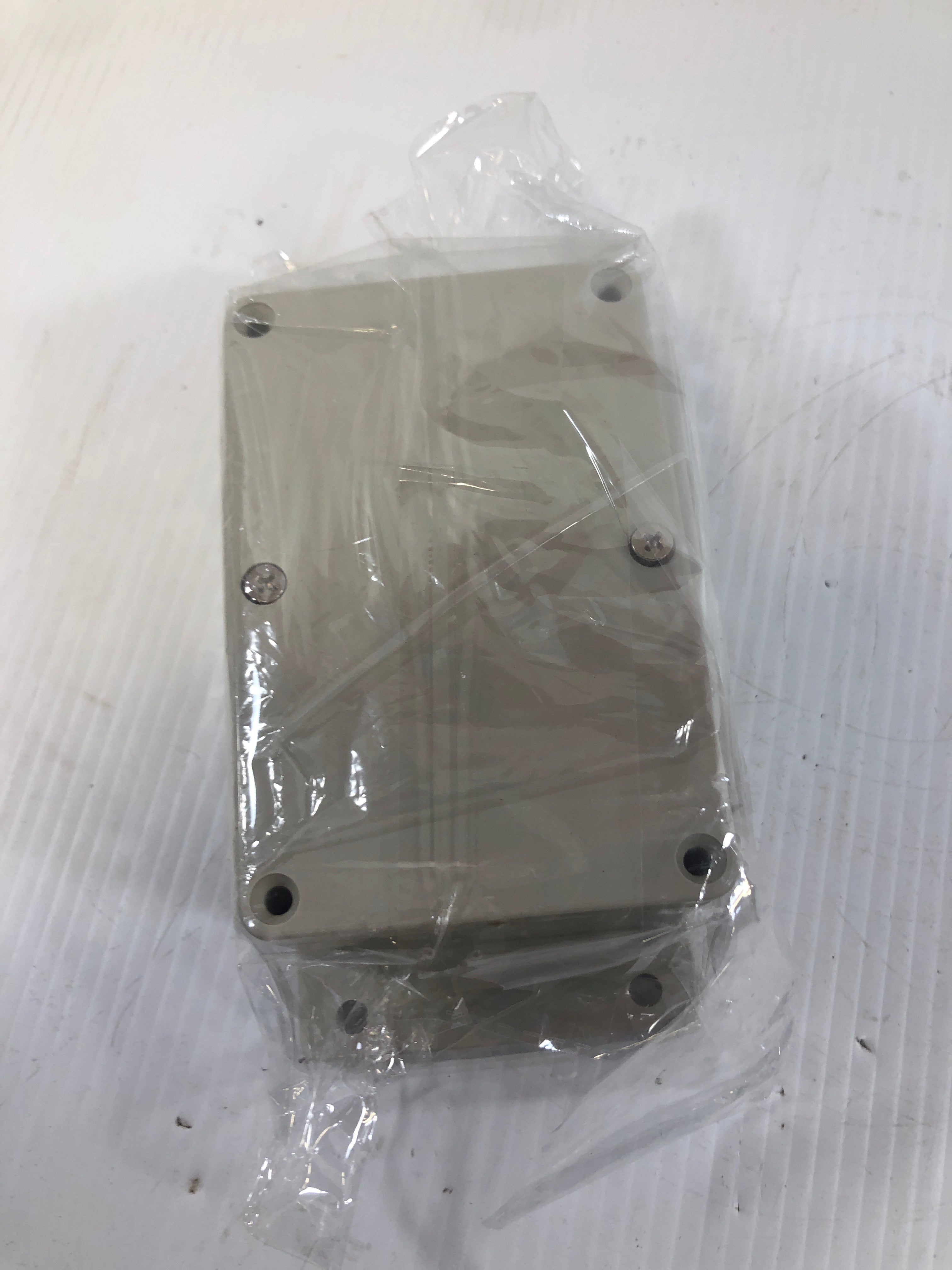Plastic Junction Box (120 x 81 x 65) 3-1/8" x 4-5/8" x 2-1/2" B07872L5TZ