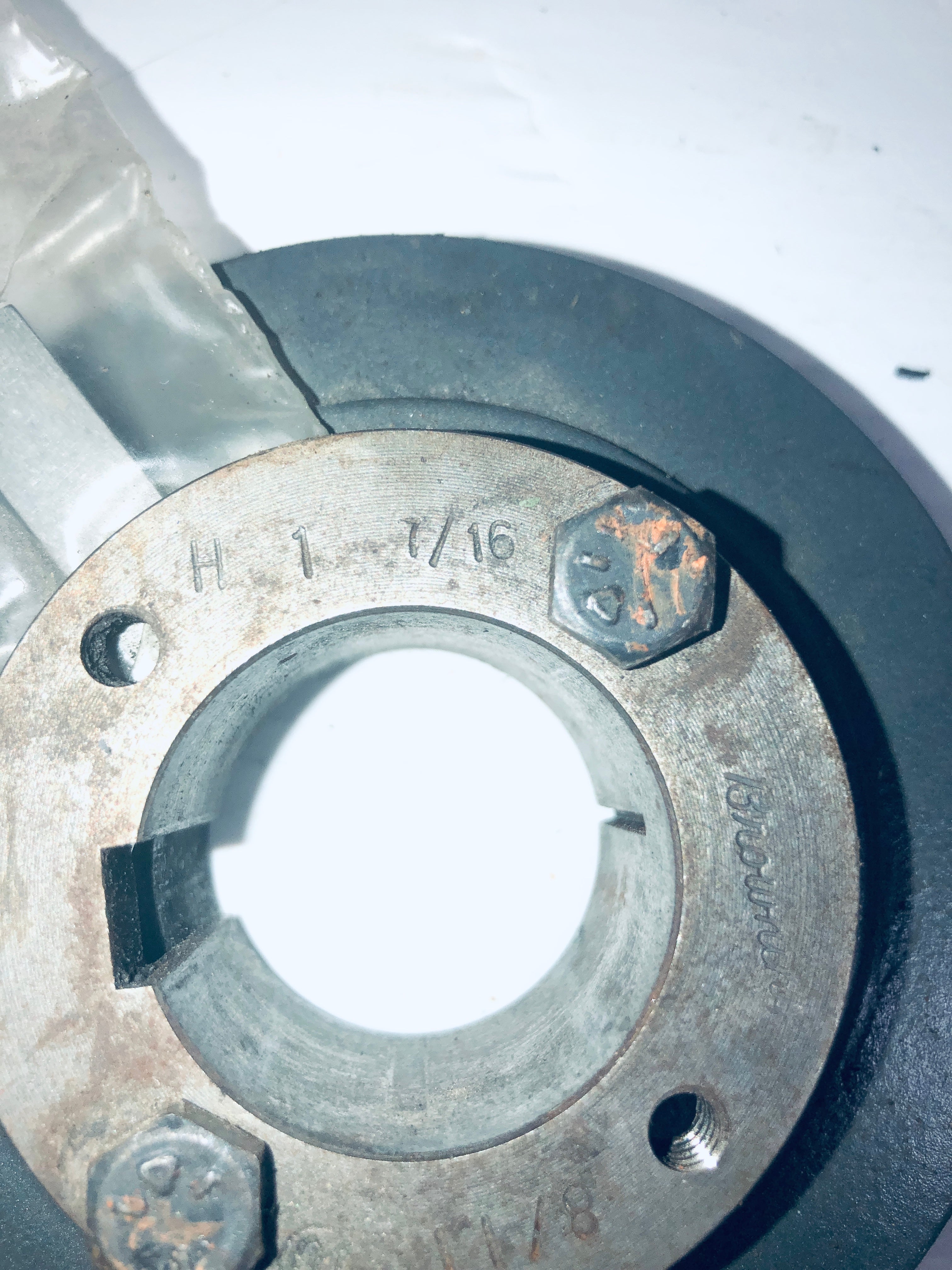 Browning 1 Grove Pulley AK44H Assembly H 1 7/16 1 1/8 Bushing