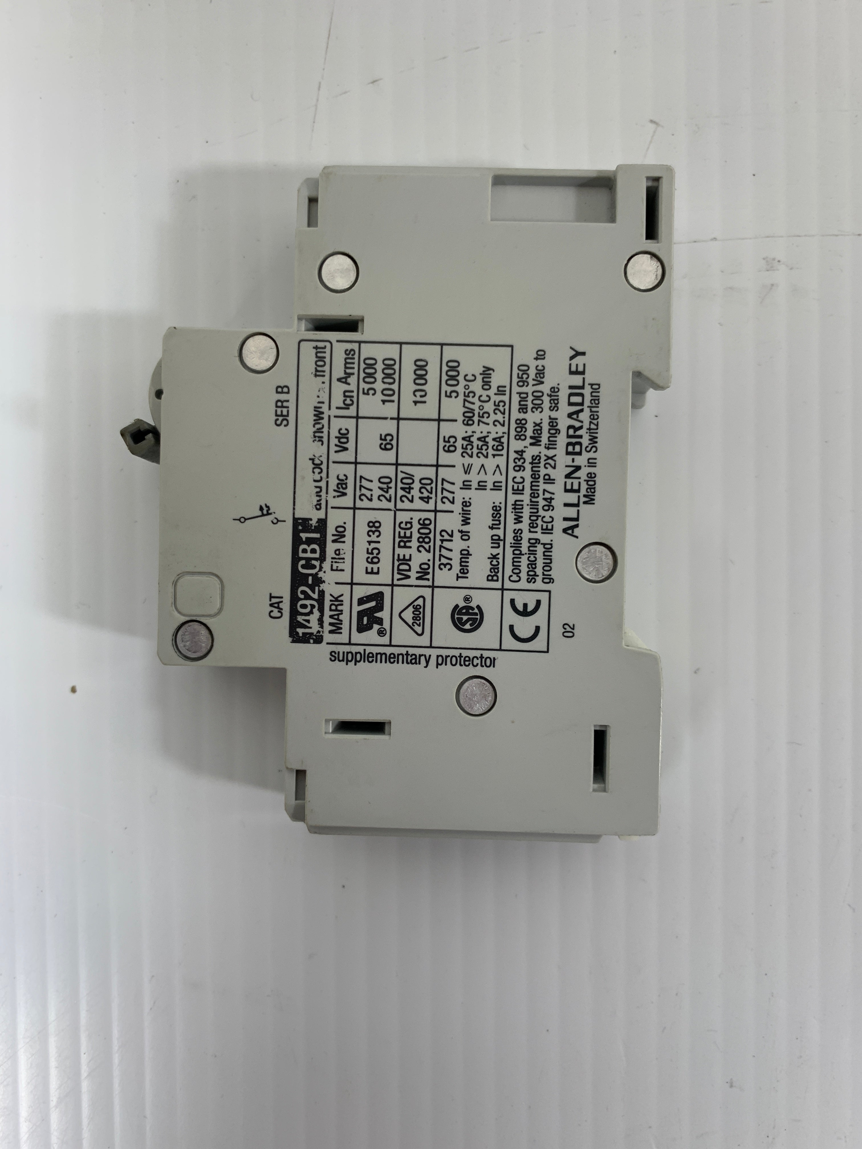 Allen-Bradley 1492-CB1 Circuit Breaker Series B G150 15A
