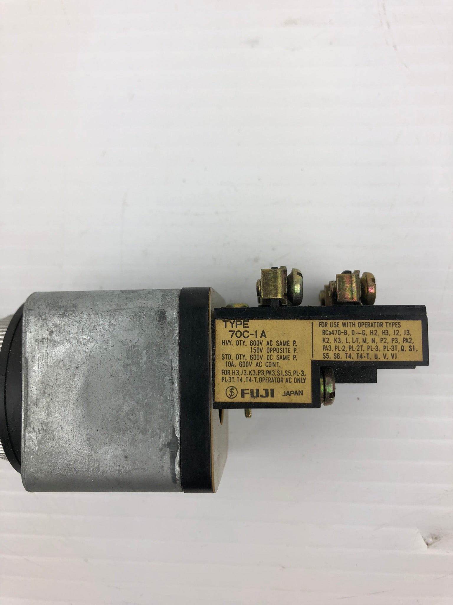 Fuji 70C-IA Reset Button Black, Missing Reset Button 600 VAC 150 V 600V DC
