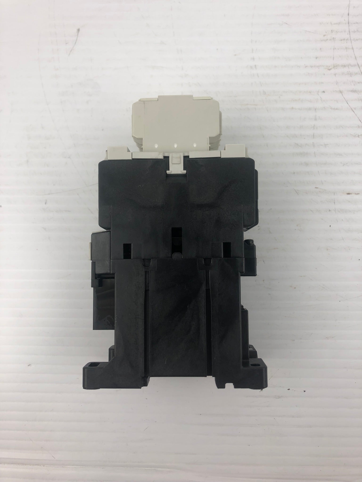 Fuji Electric SC-E1G SE 32AG Contactor Fuji SZ-A22/T Auxiliary Fuji SZ-Z31 Coil