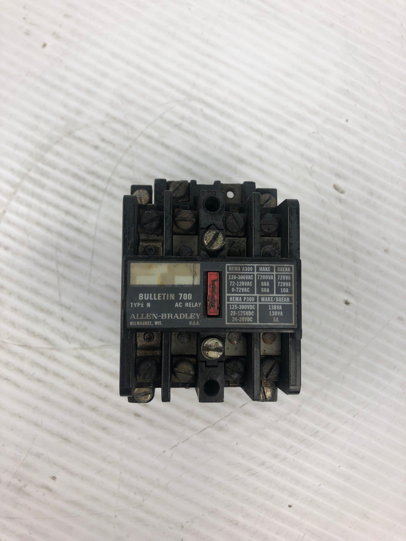 Allen Bradley 700-N400A1 AC Relay Bulletin 700 Type N 84AB86