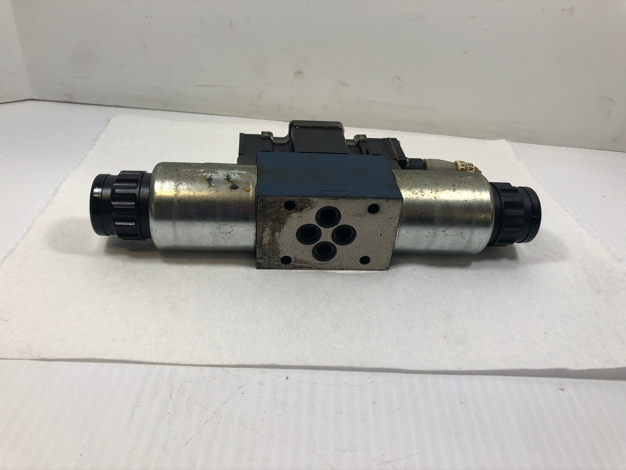 Rexroth 4WE6D46-62/OFEG24N9DK24L1 SO407 Double Hydraulic Solenoid Valve