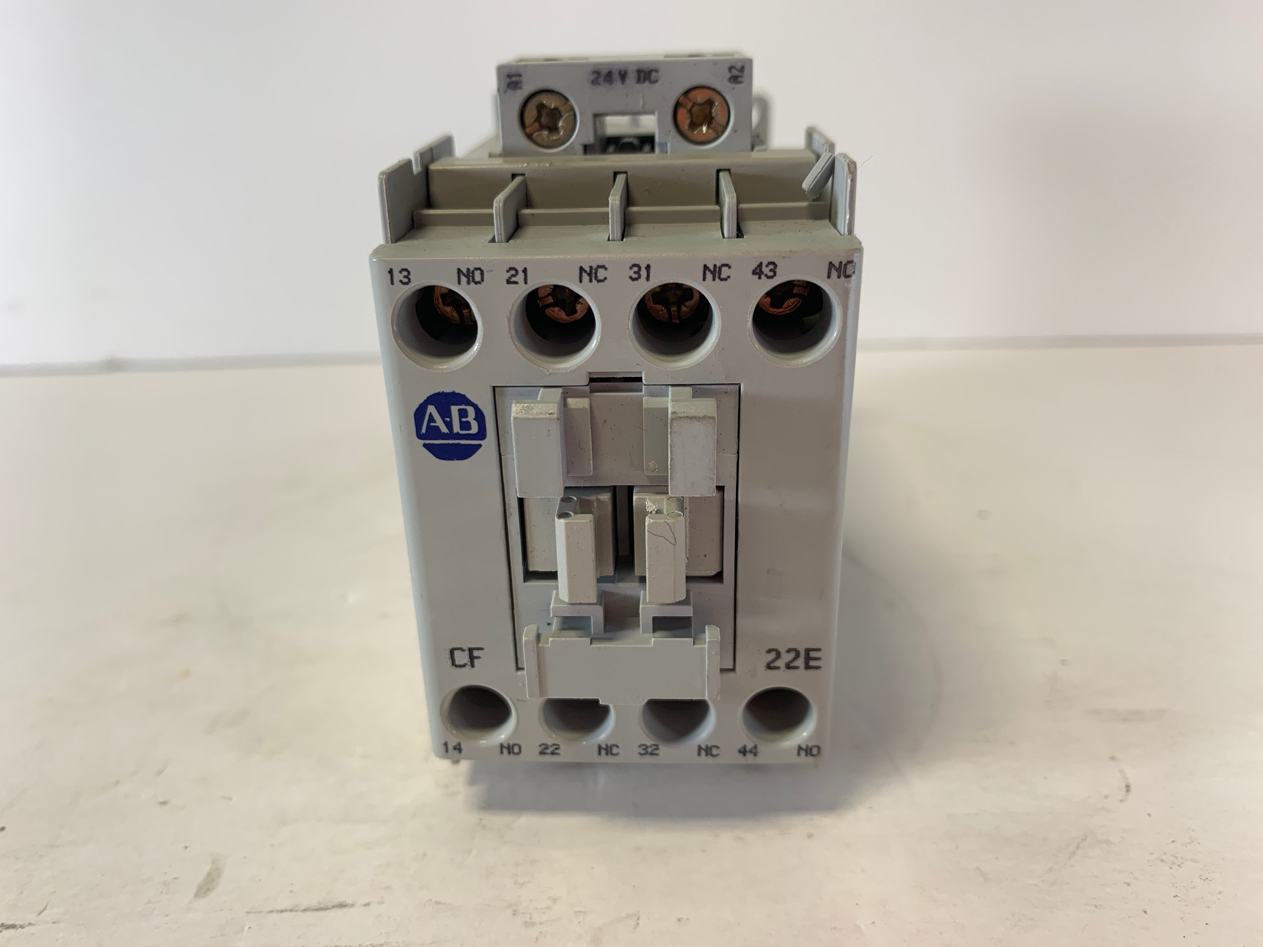 Allen-Bradley 700-CF220Z Control Relay Series A