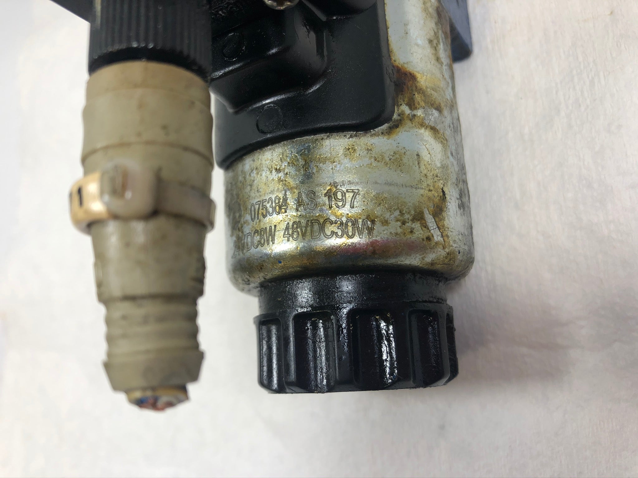 Rexroth 4WE6D62-EG24N9DK24L SO865 Hydraulic Solenoid Valve