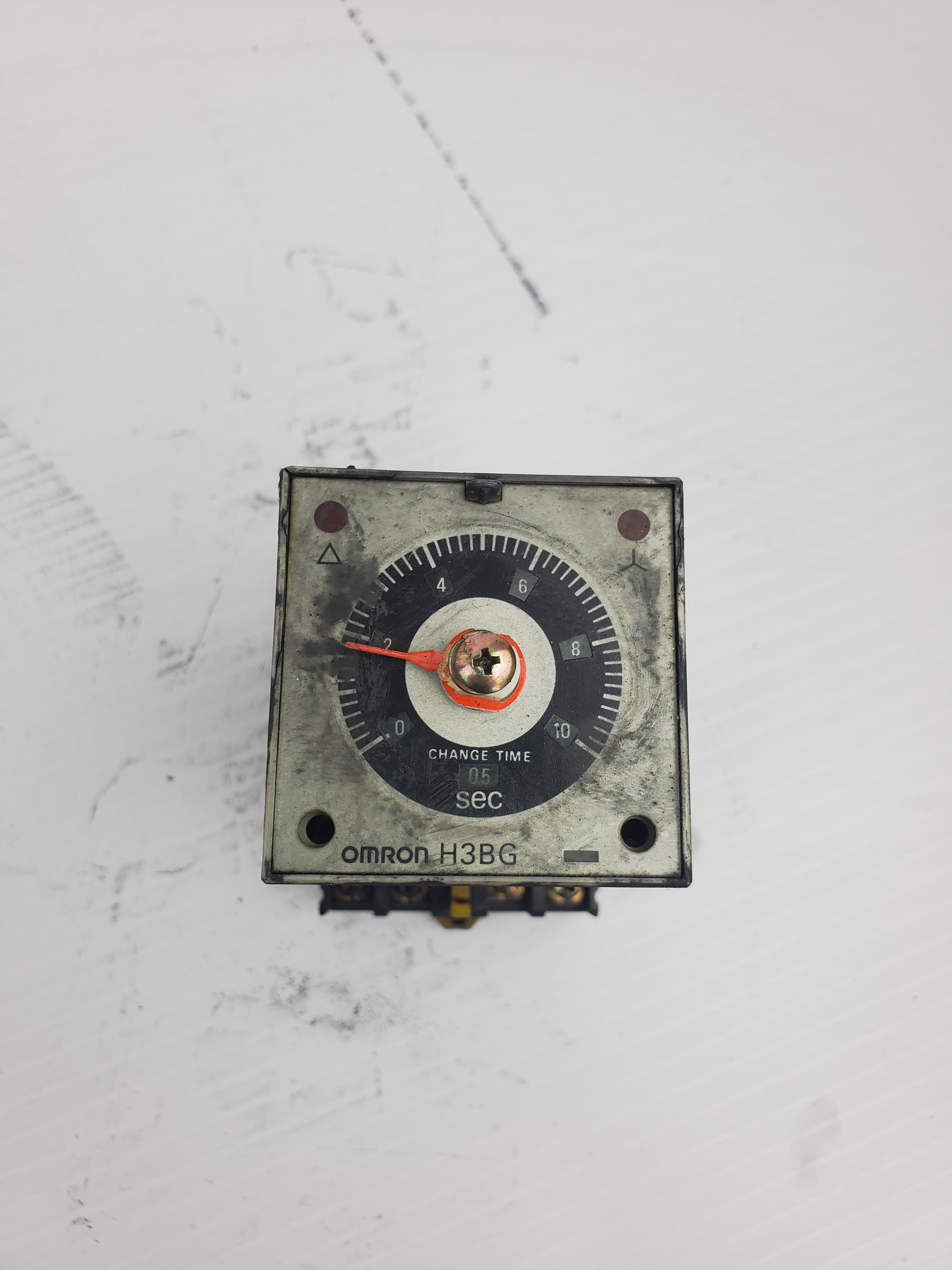 Omron H3BG-8 Timer 100/110/120VAC 50/60Hz