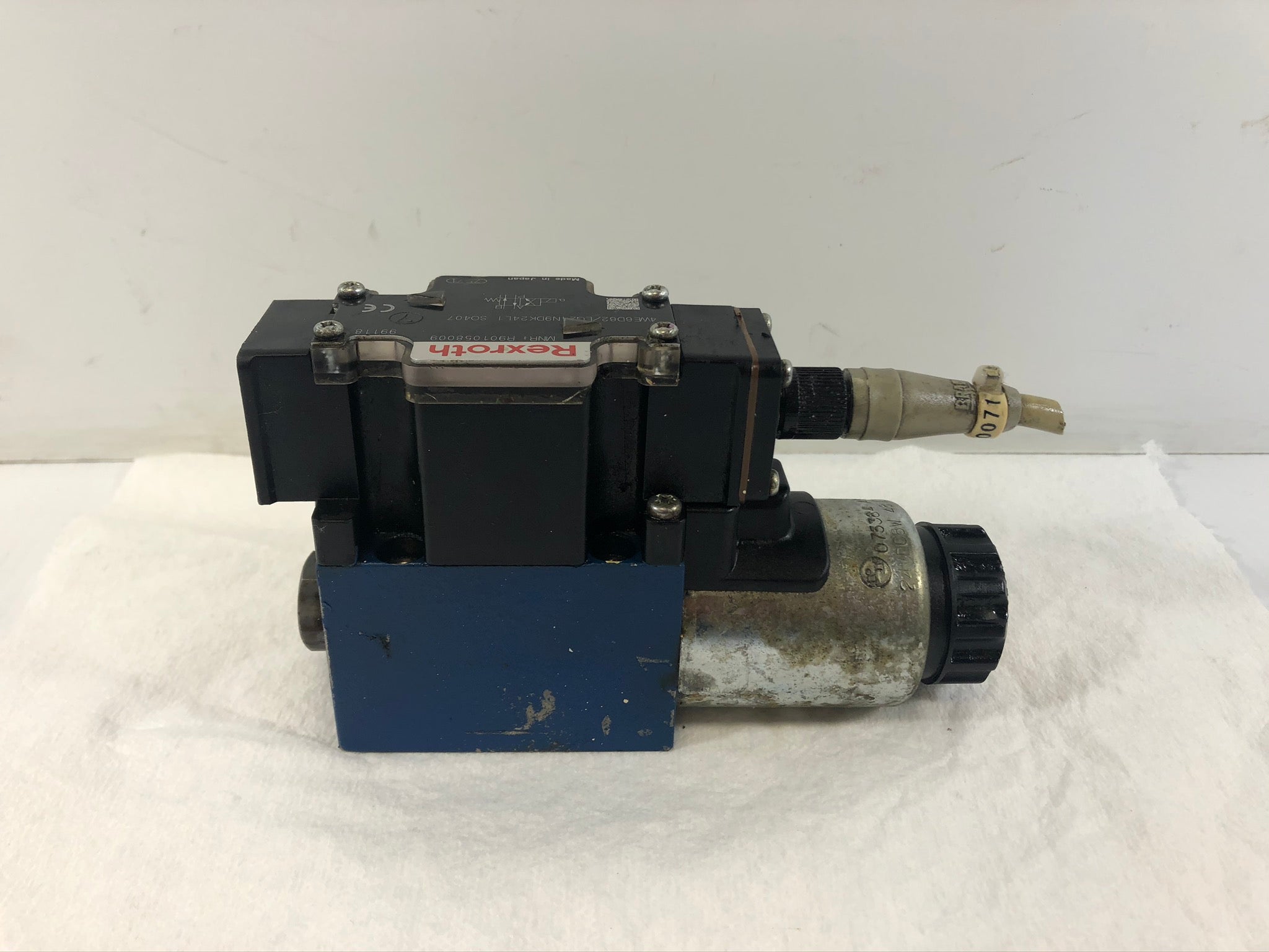 Rexroth 4WE6D62-EG24N9DK24L1 SO407 Hydraulic Solenoid Valve
