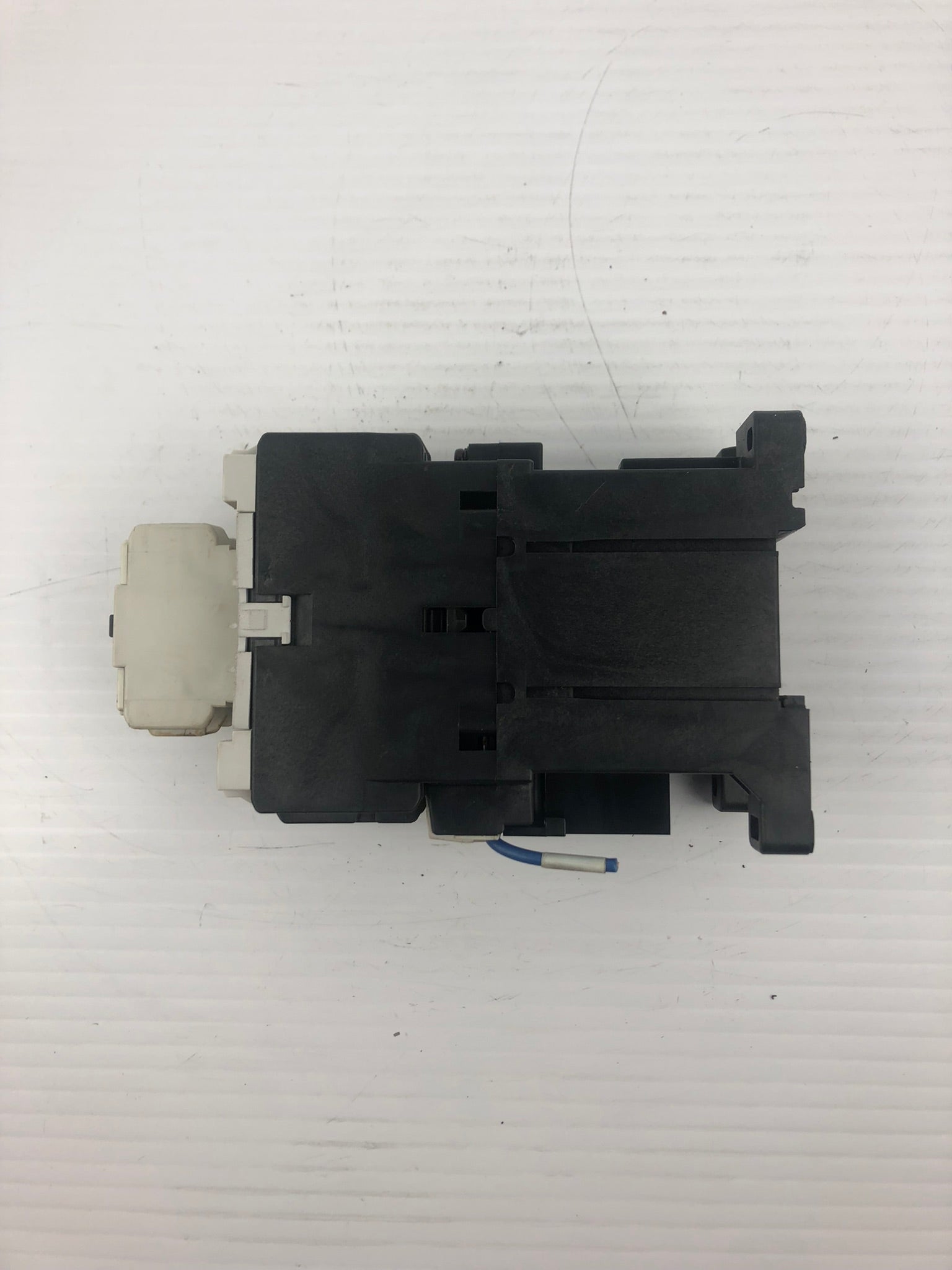 Fuji Electric SC-E1/G SE32AG Contactor Fuji SZ-A11/T Auxiliary SZ-Z36 Coil