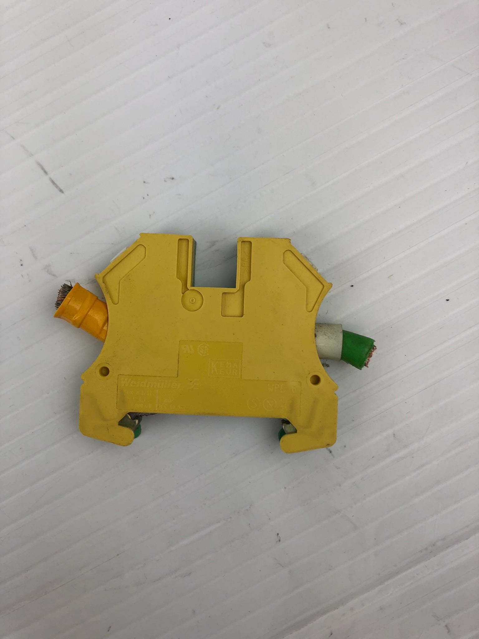Weidmuller WPE 6 Terminal Blocks (lot of 19)