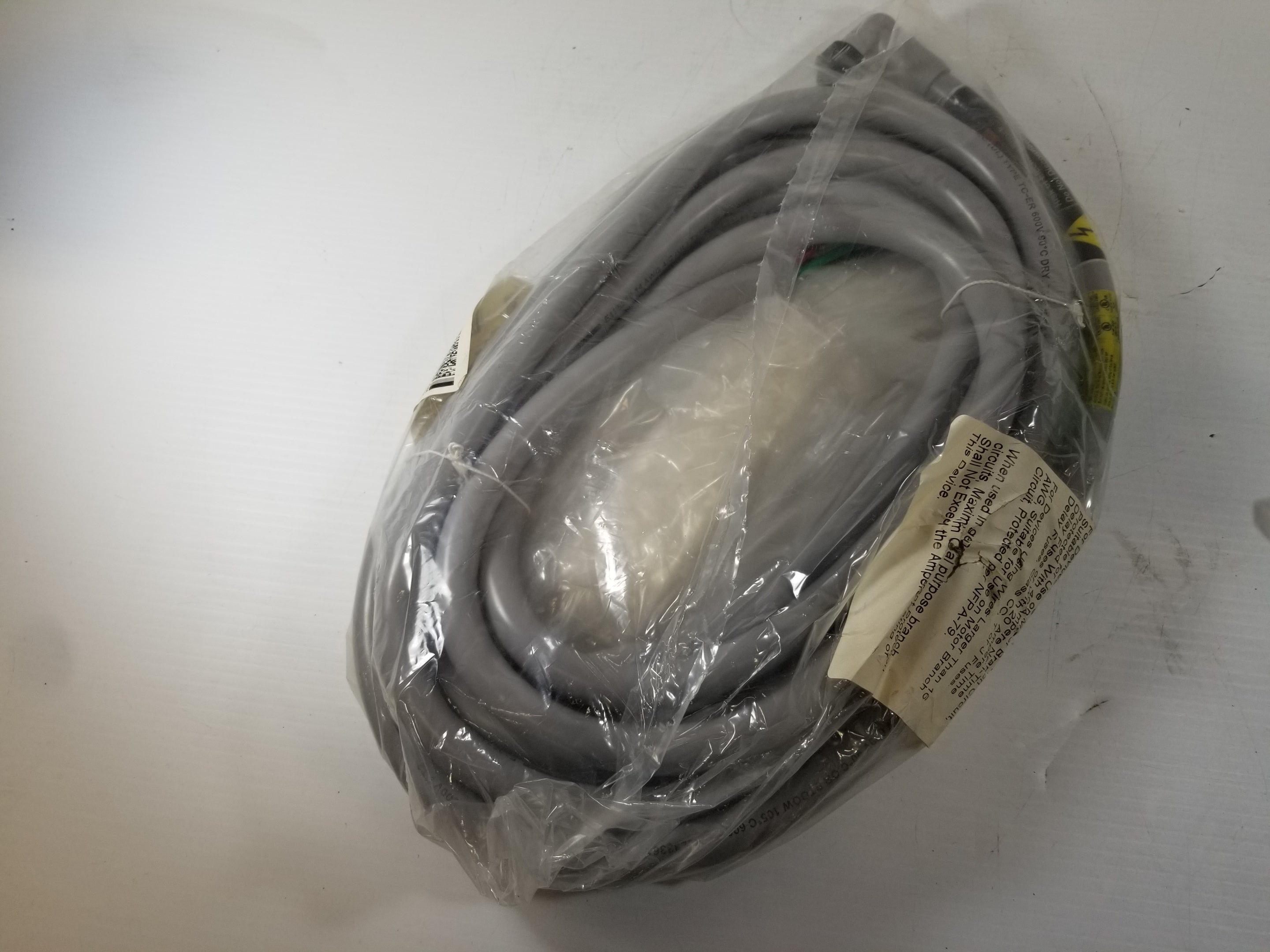 Woodhead Brad Power 1300610122 MC 4-Pole Female 90 Degree Cordset 104001A46M050