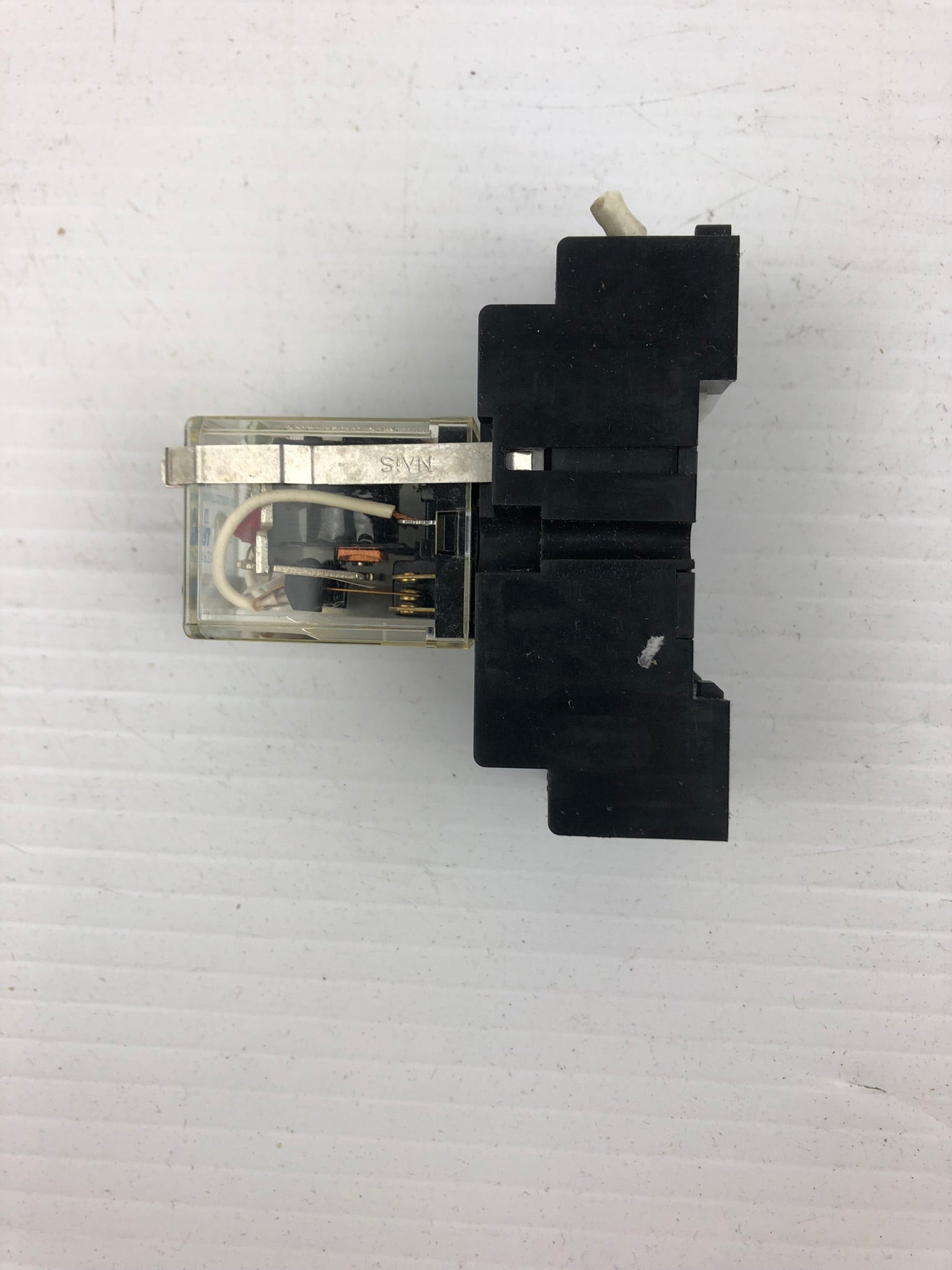 NAIS HC2-HL-AC120V Relay with Base AP 312606K