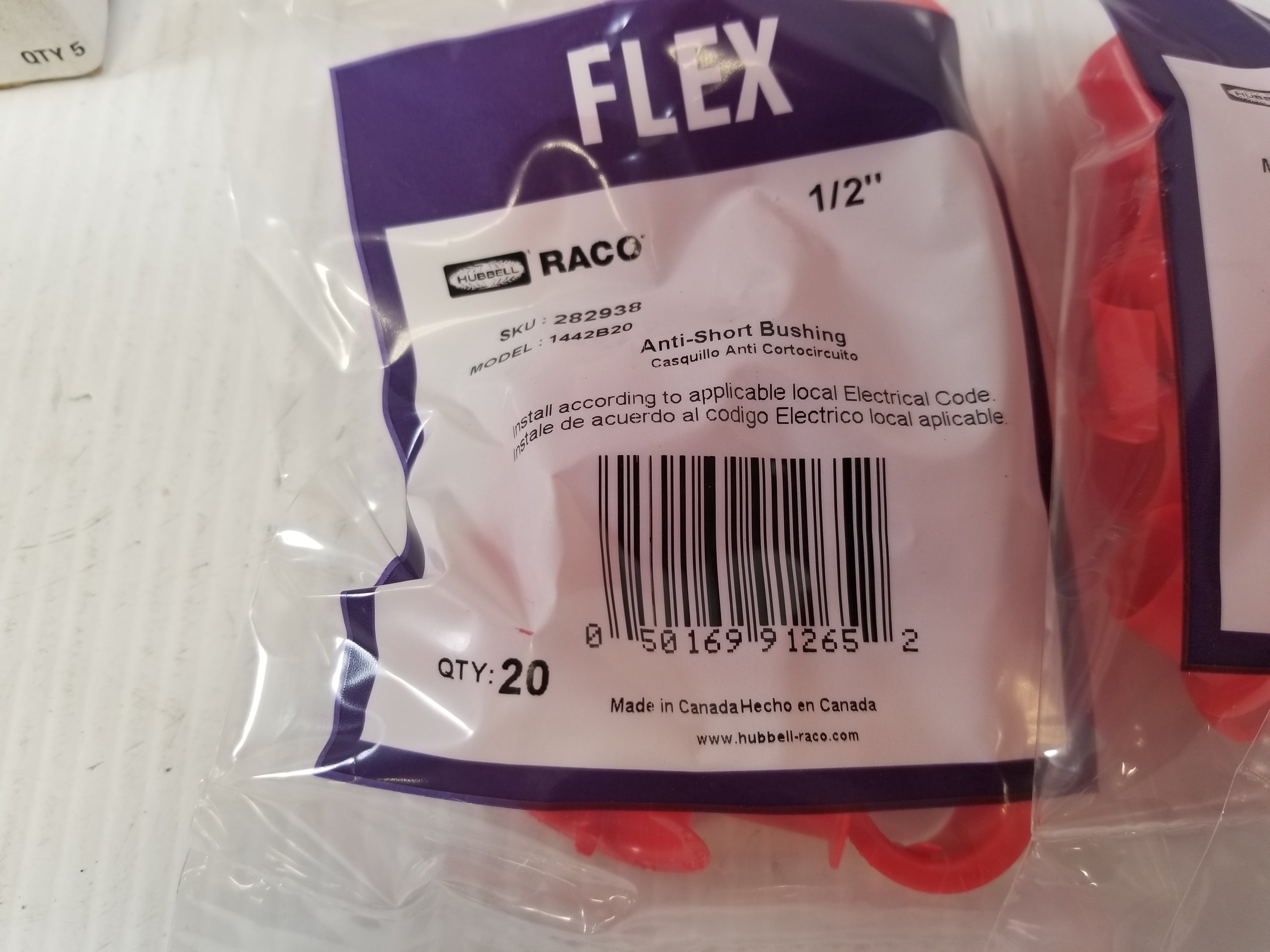 Hubbell 1442B20 Anti-Short Bushing 1/2" (Lot of 100) 282938