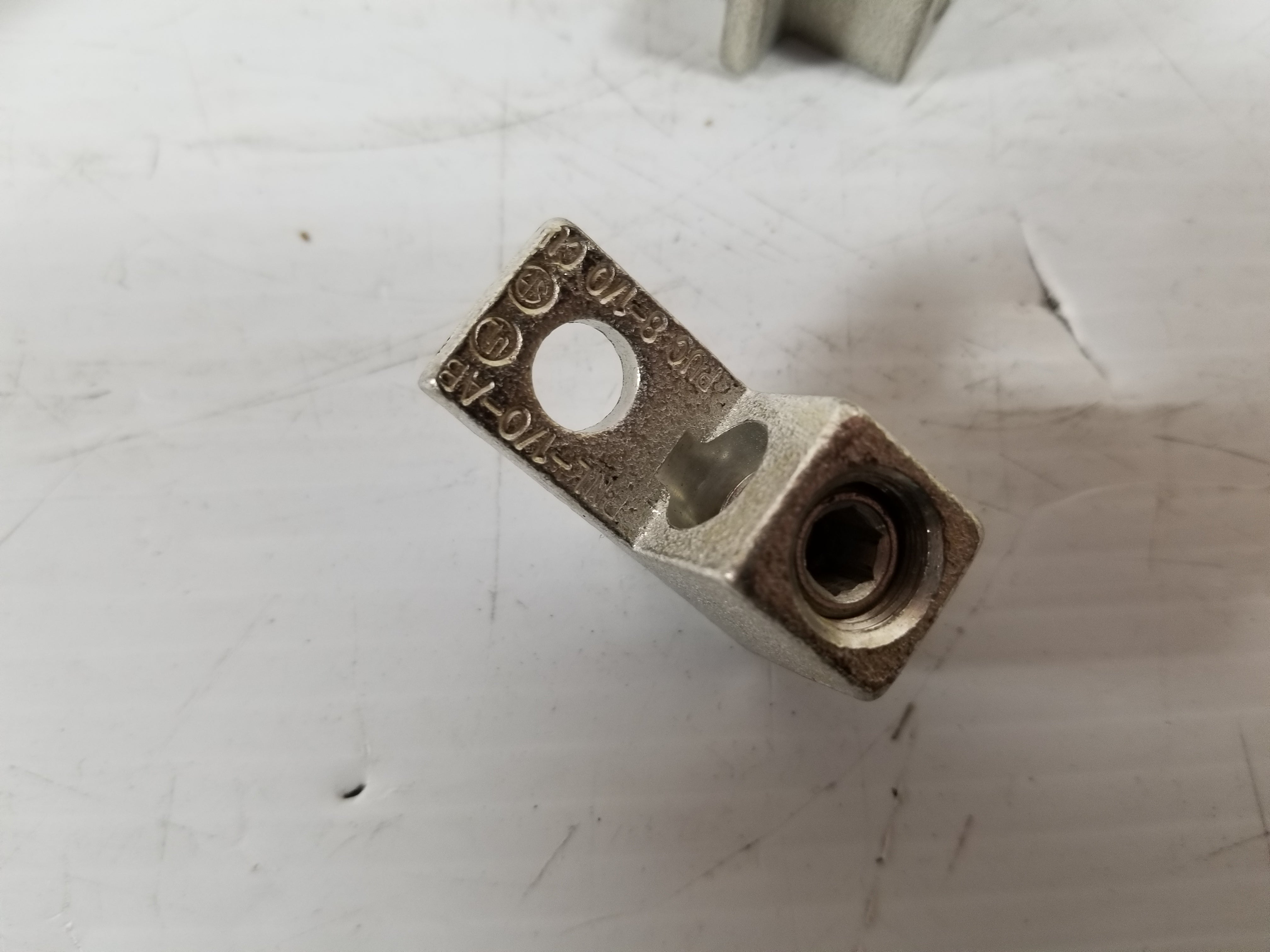 Allen-Bradley 1494R-N2 100A Lug Connectors 3-Pack