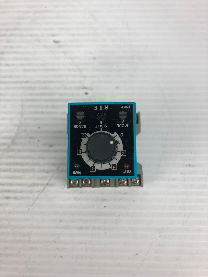 IDEC RTE-P2AF20 Electronic Timer with Base SR3P-06