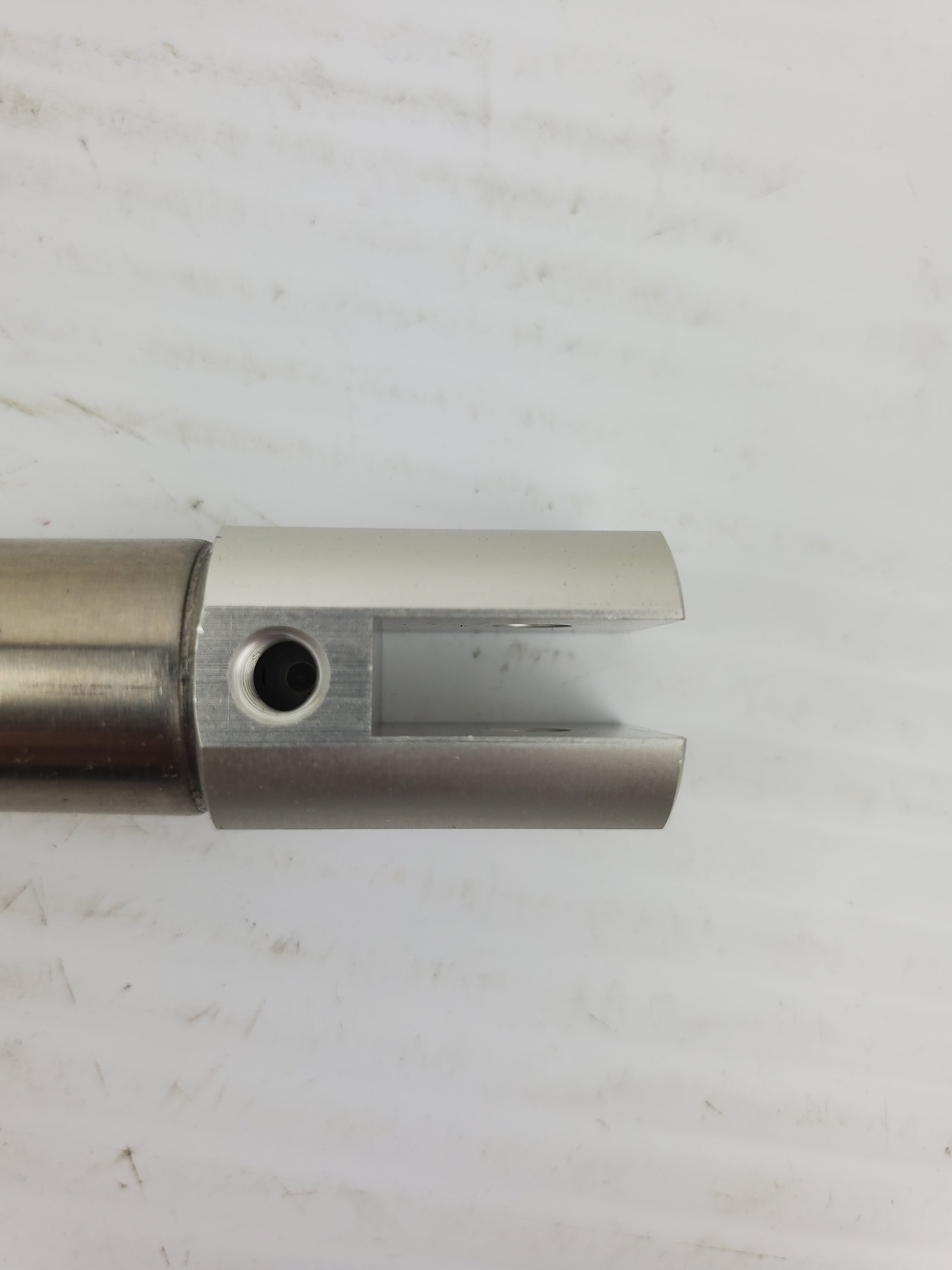 SMC CDJ2D16-100-B Pneumatic Air Cylinder Max Press 0.7MPa