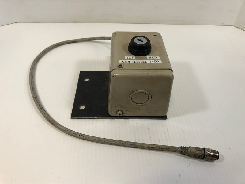 Industrial Safety Teach Key On/Off Lock Switch with Right Mount and KRL-45/CM