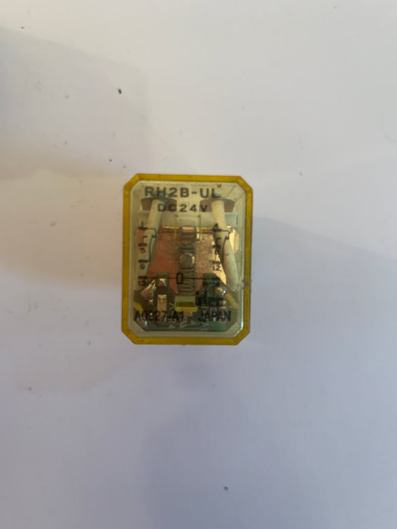 Idec Relay RH2B-UL DC24V (Lot of 3)