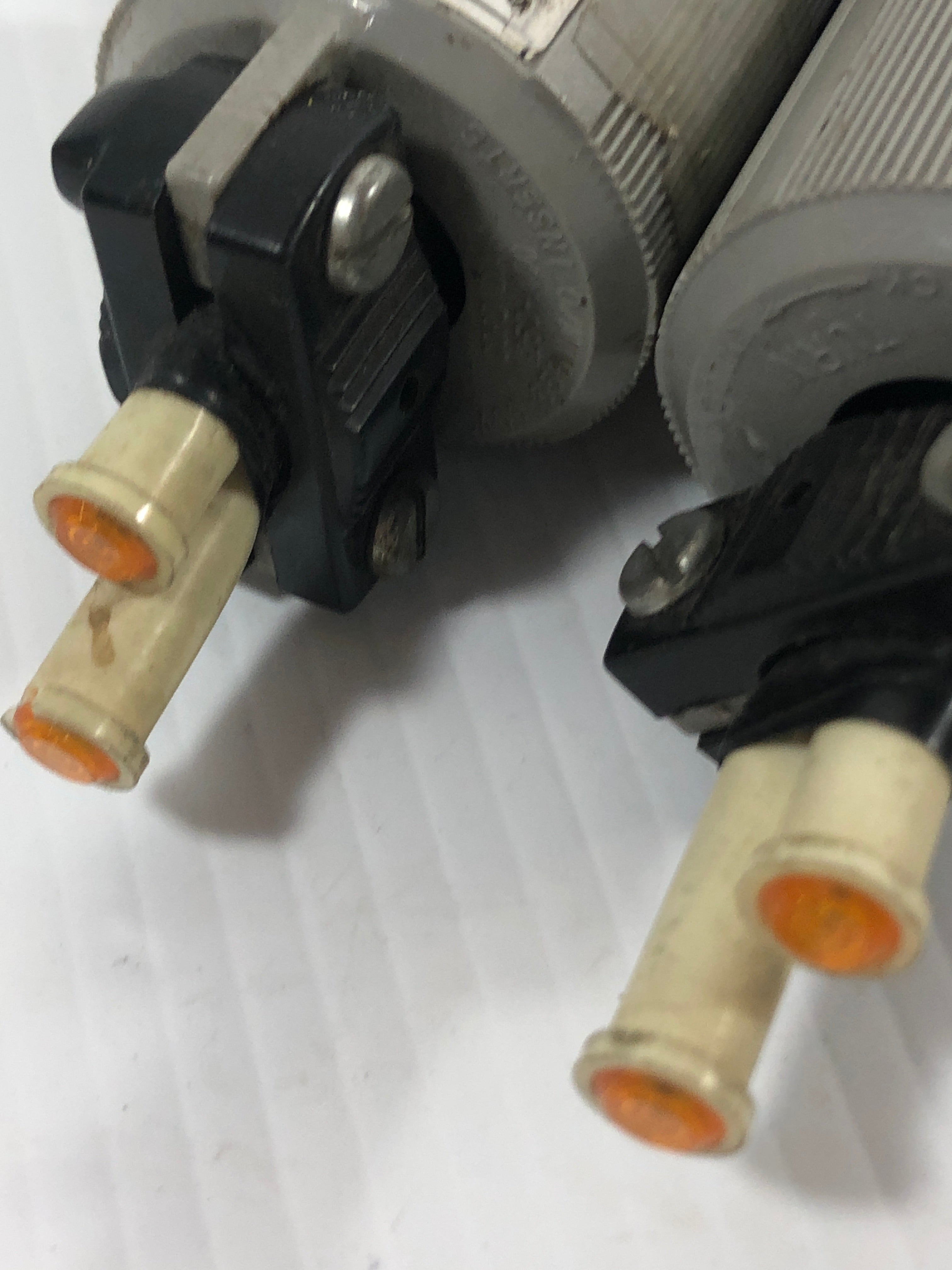 Arrow Hart Turn & Pull 10A 250 VDC 480 VAC 20A 125V Lot of 3