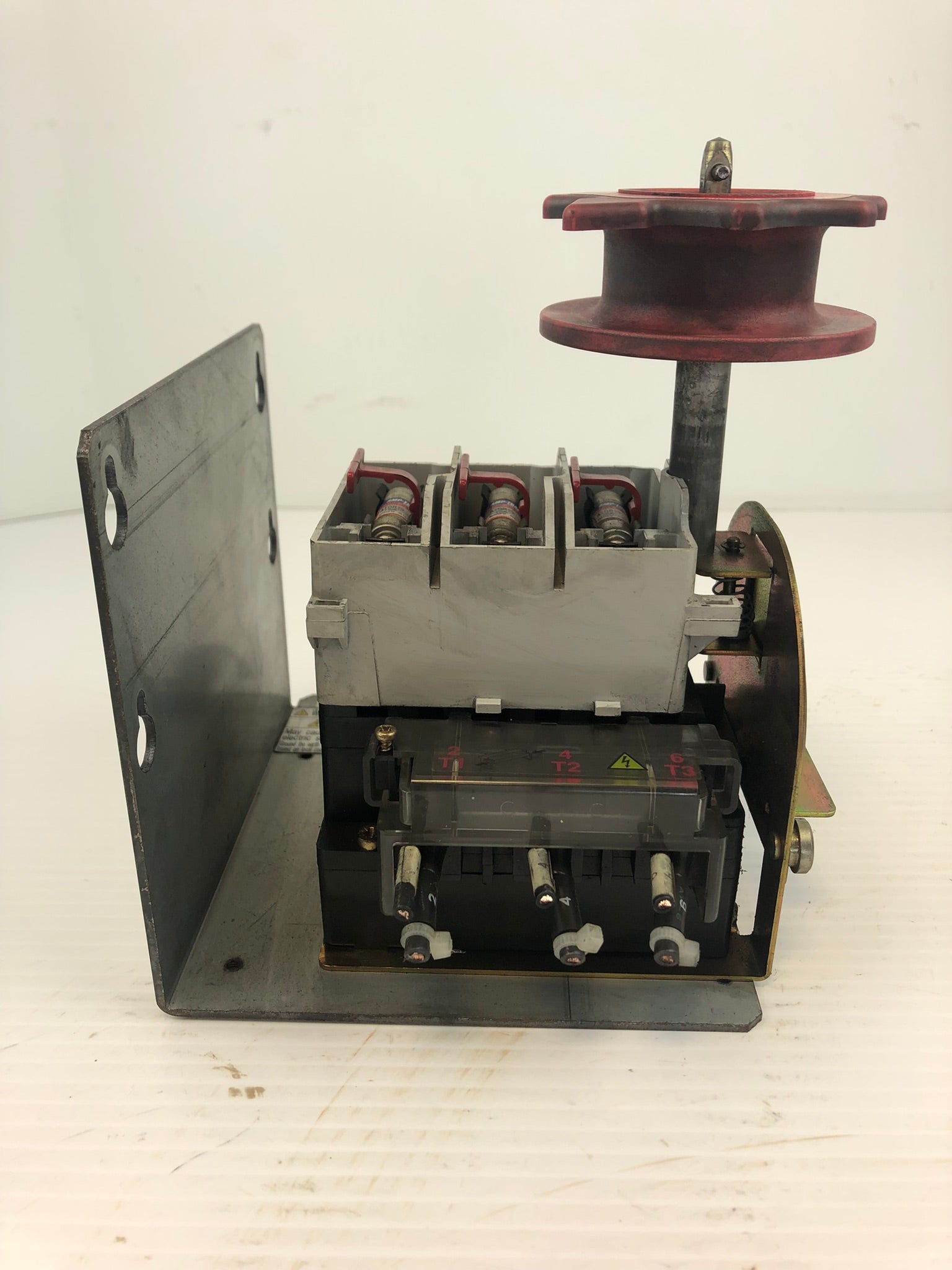 Allen-Bradley 194RF-NC030* Ser A Fused Disconnect Switch Mounted